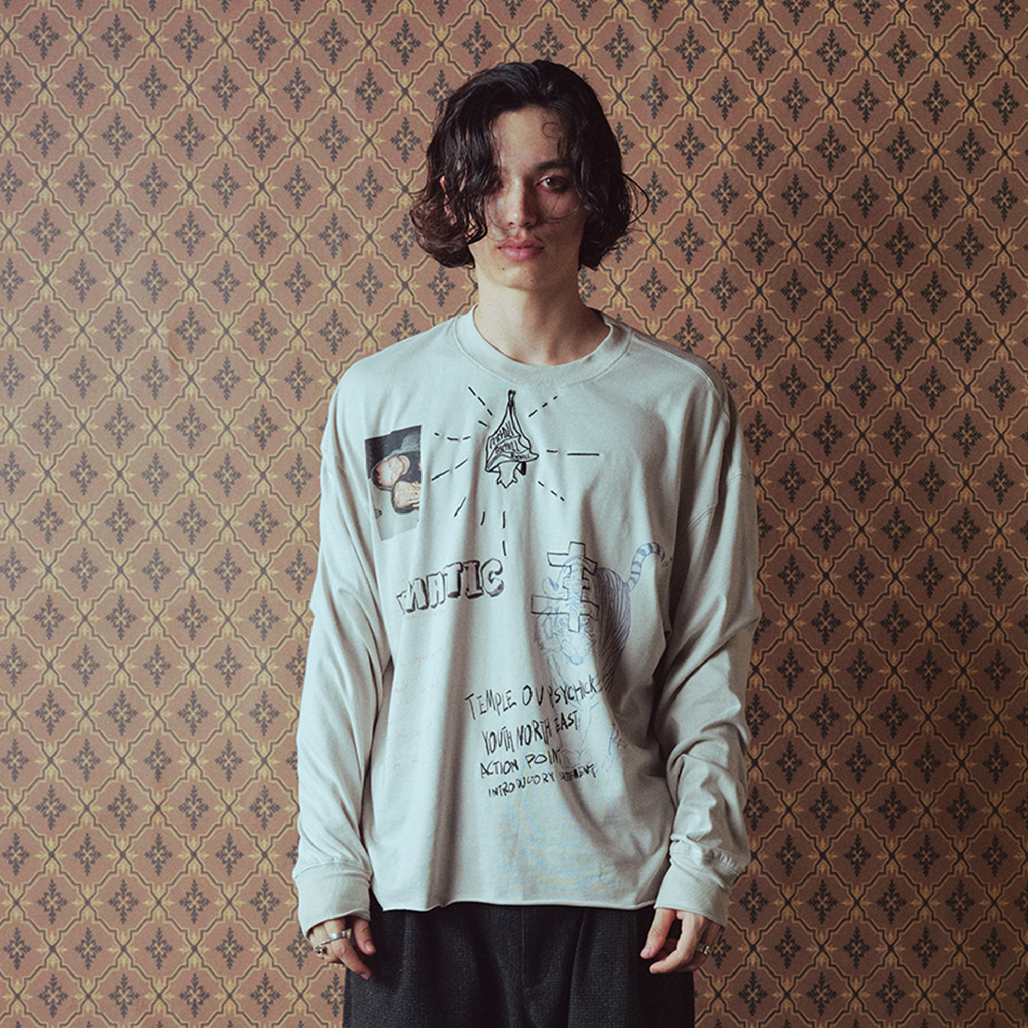 RICHILL Sketch Crewneck Long-Sleeve Tee-L/S Tee-S-Free Shipping Leatheretro