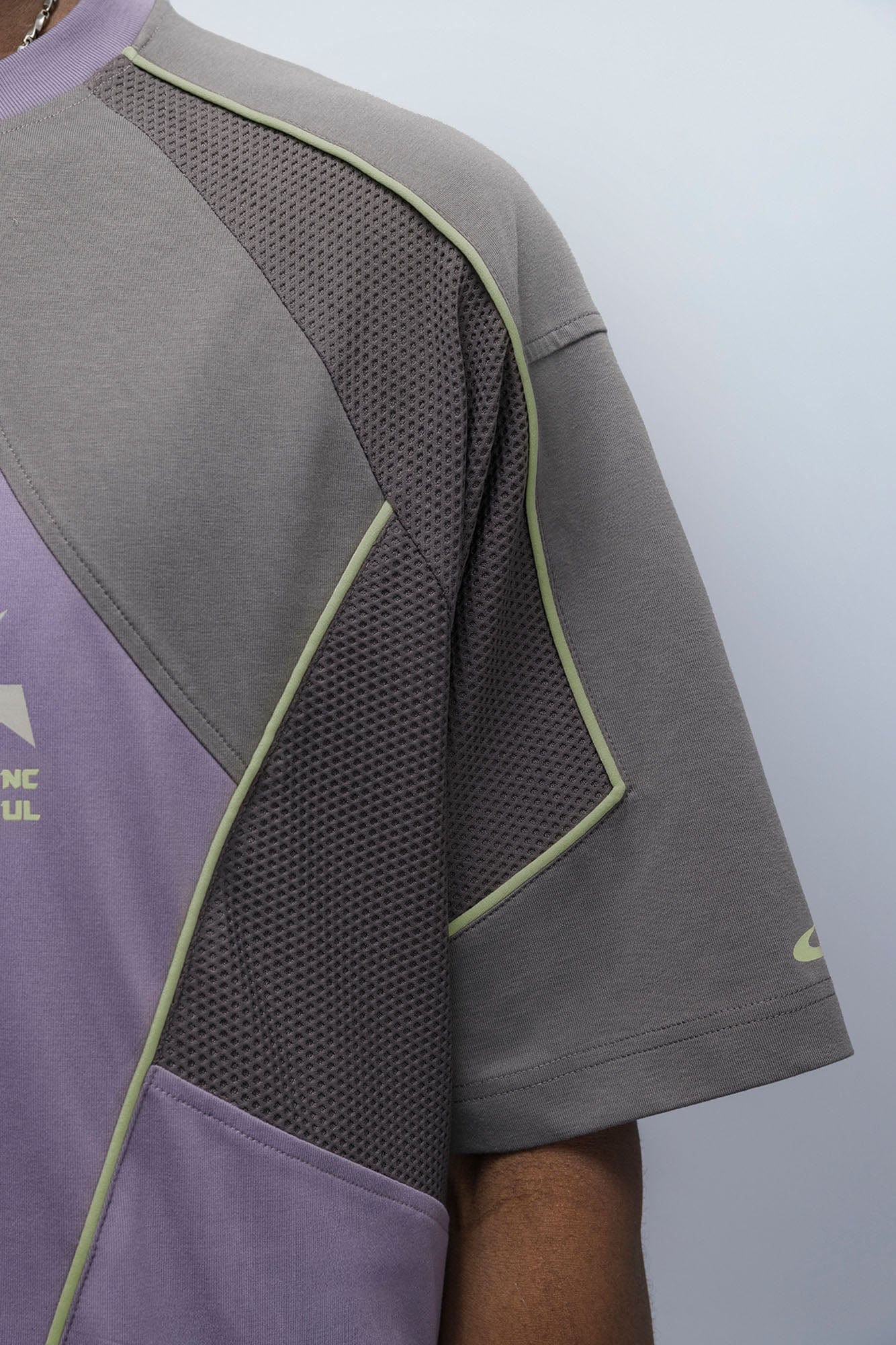 XIPHEVIL Contrast Paneled Mesh Zip-Pocket Raglan T-Shirt Purple-L/S Tee-XS-Free Shipping Leatheretro