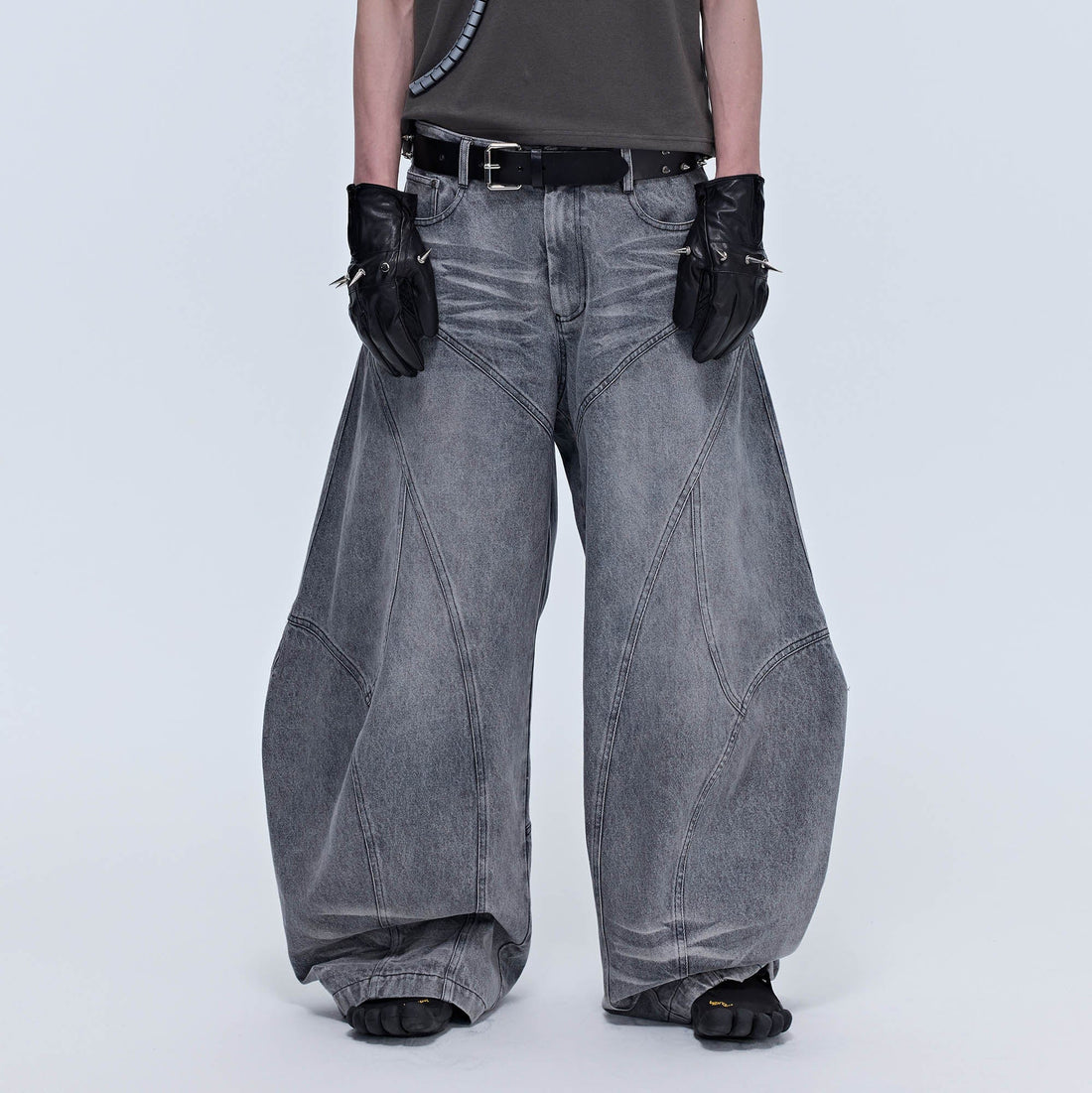 SAVAGEGROWTHWORLD Arc-Paneled Washed Oversized Balloon Jeans-Jeans-S-Black-Free Shipping Leatheretro