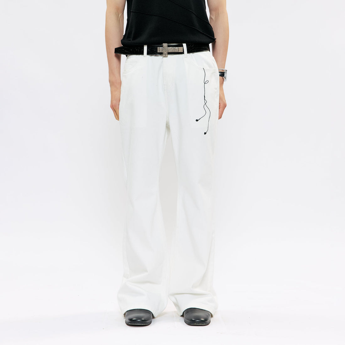 KREATE Music-Note Embroidered Flared Jeans-Jeans-S (Preorder)-White-Free Shipping Leatheretro