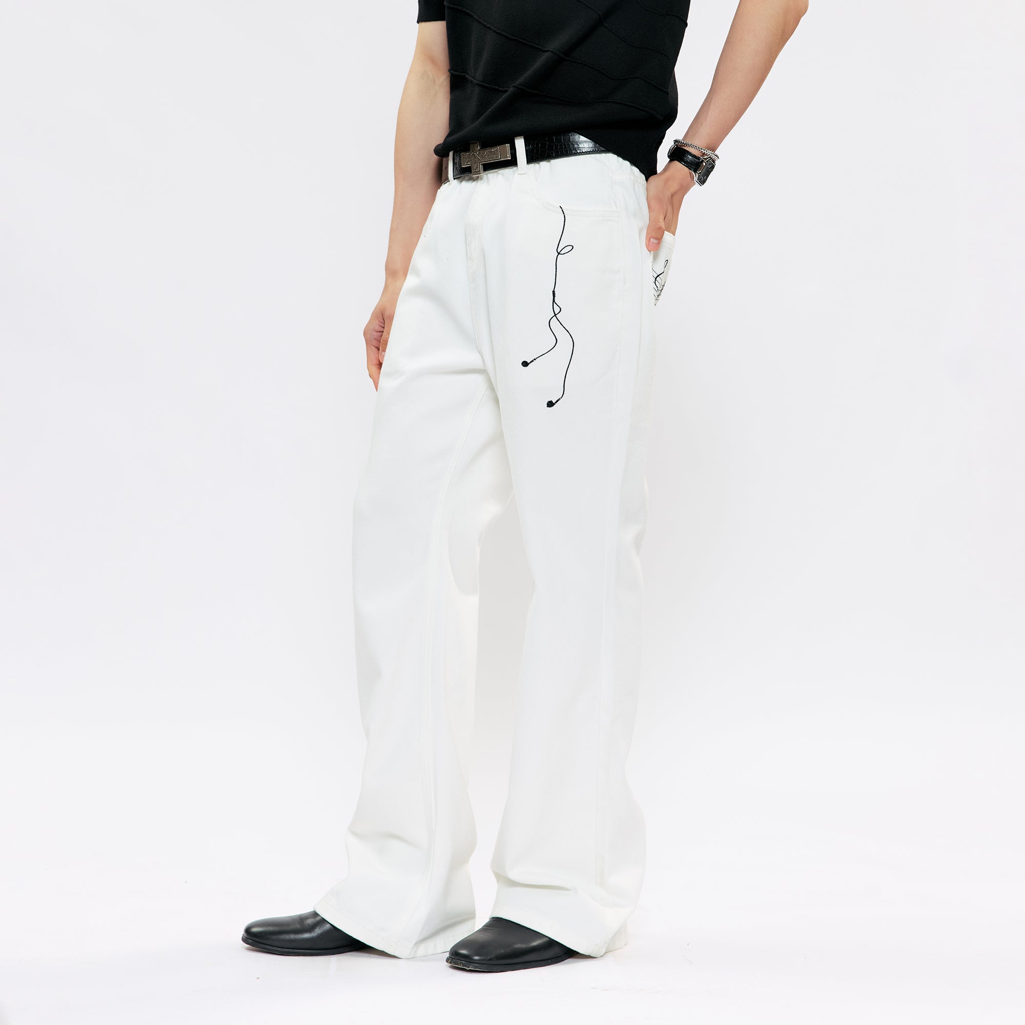 KREATE Music-Note Embroidered Flared Jeans-Jeans-S (Preorder)-White-Free Shipping Leatheretro