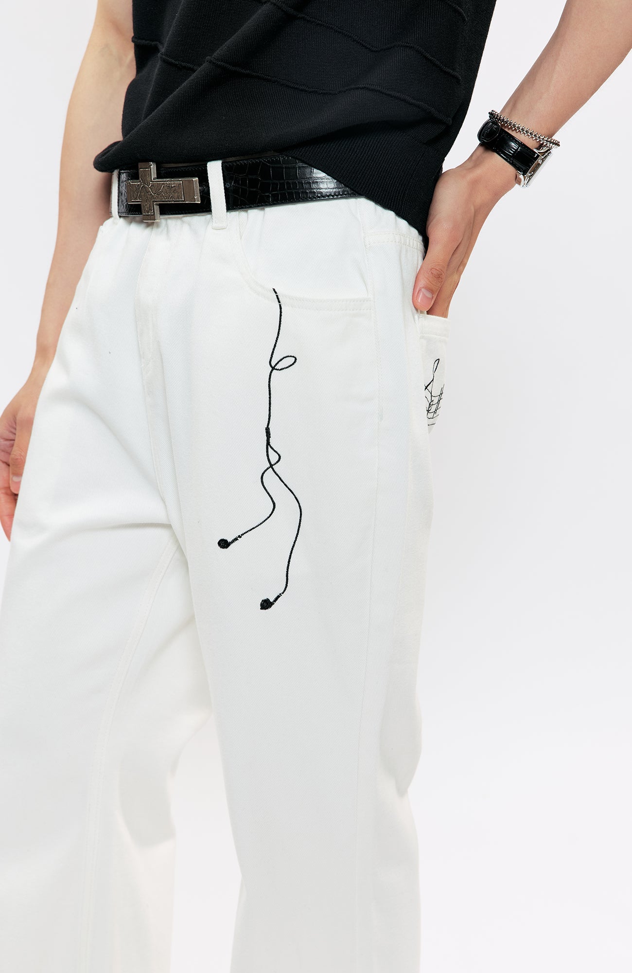 KREATE Music-Note Embroidered Flared Jeans-Jeans-S (Preorder)-White-Free Shipping Leatheretro