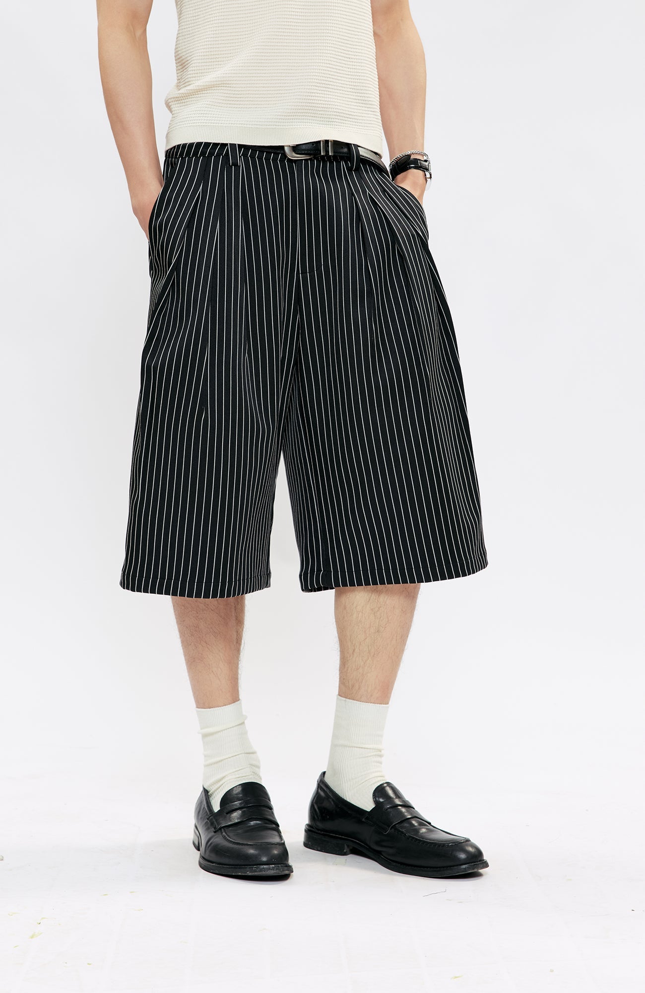 KREATE Pinstripe Pleated Suit Shorts-Shorts-S (Preorder)-Black-Free Shipping Leatheretro