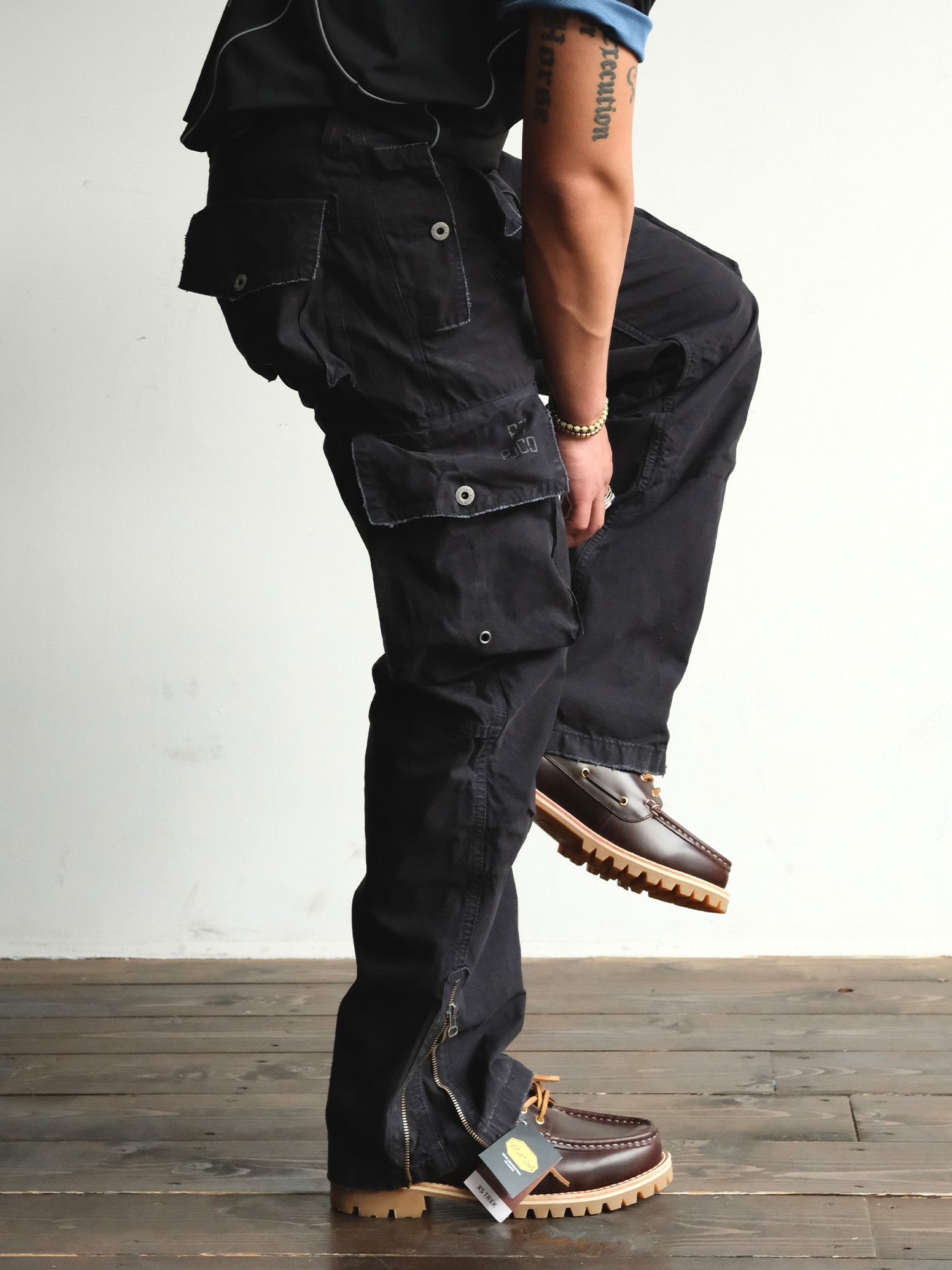 NEIGBORL Washed Distressed Multi-Pocket Cargo Pants-Pants-S-Black-Free Shipping Leatheretro