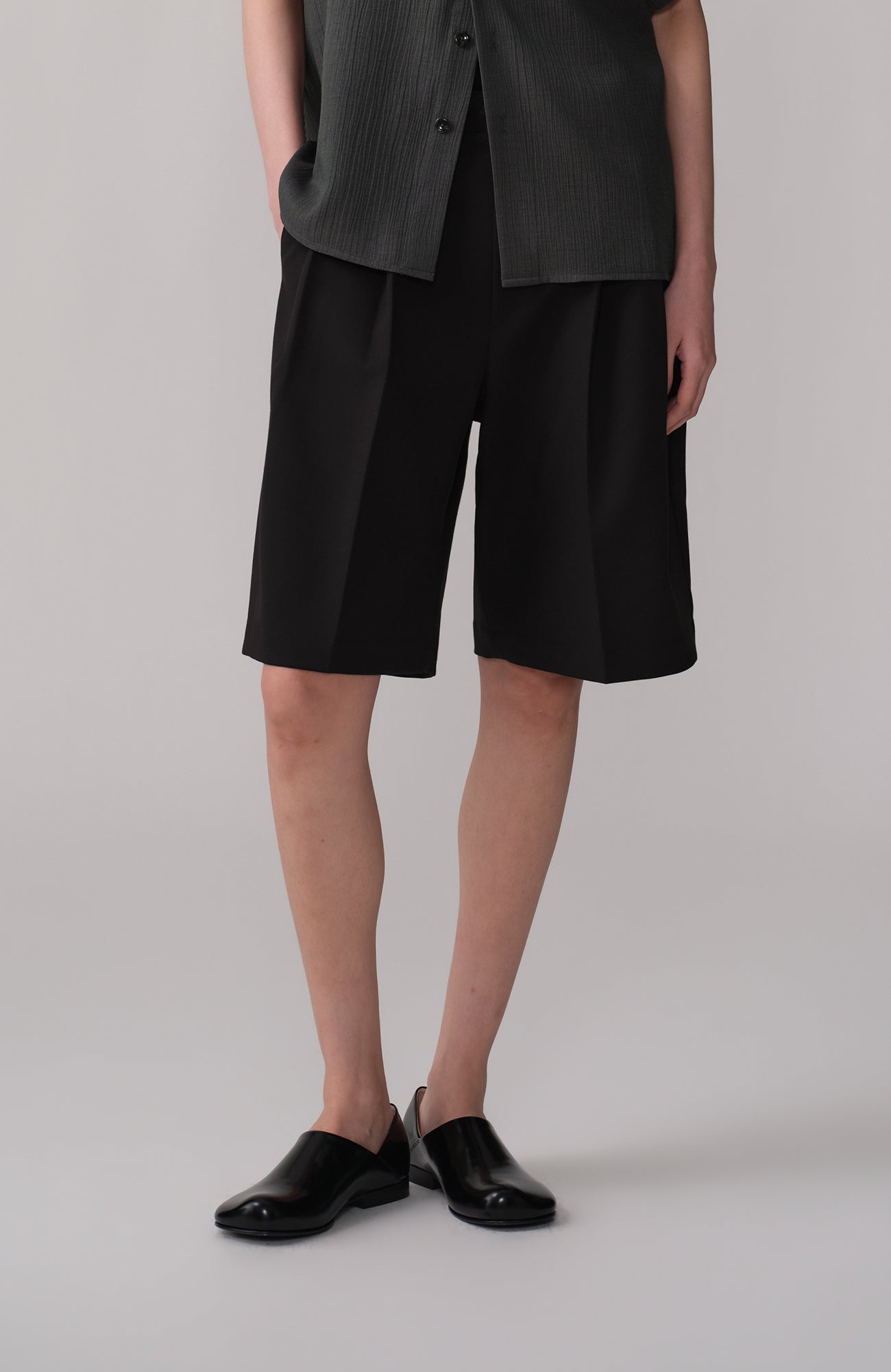 OPICLOTH Pleated Wide-Leg Suit Shorts-Shorts-XS / 28"-Free Shipping Leatheretro