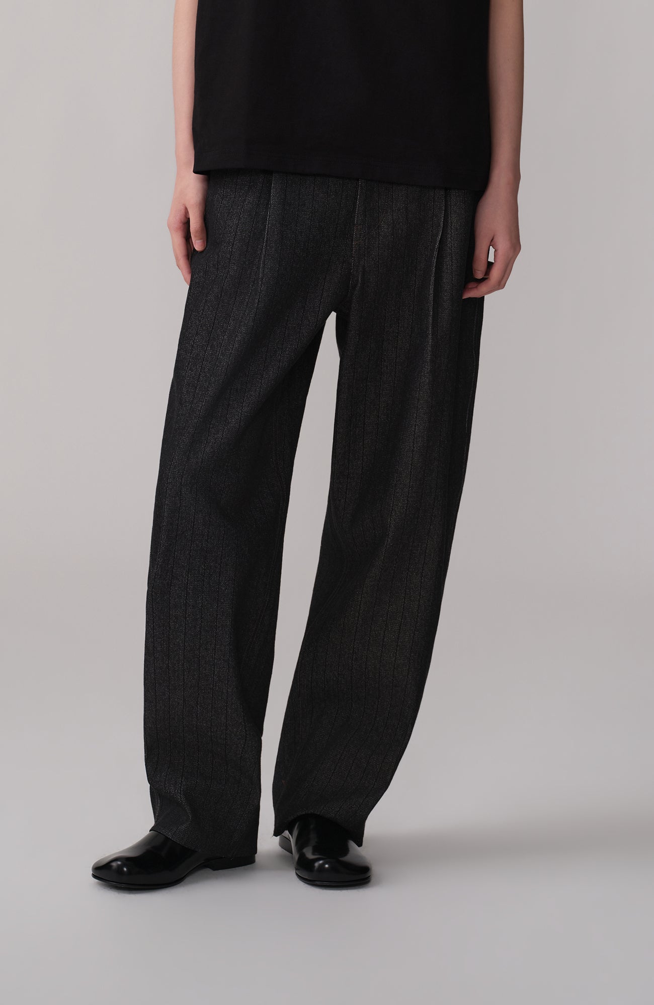 OPICLOTH Pinstripe Pleated Tapered Jeans-Jeans-XS / 28"-Free Shipping Leatheretro