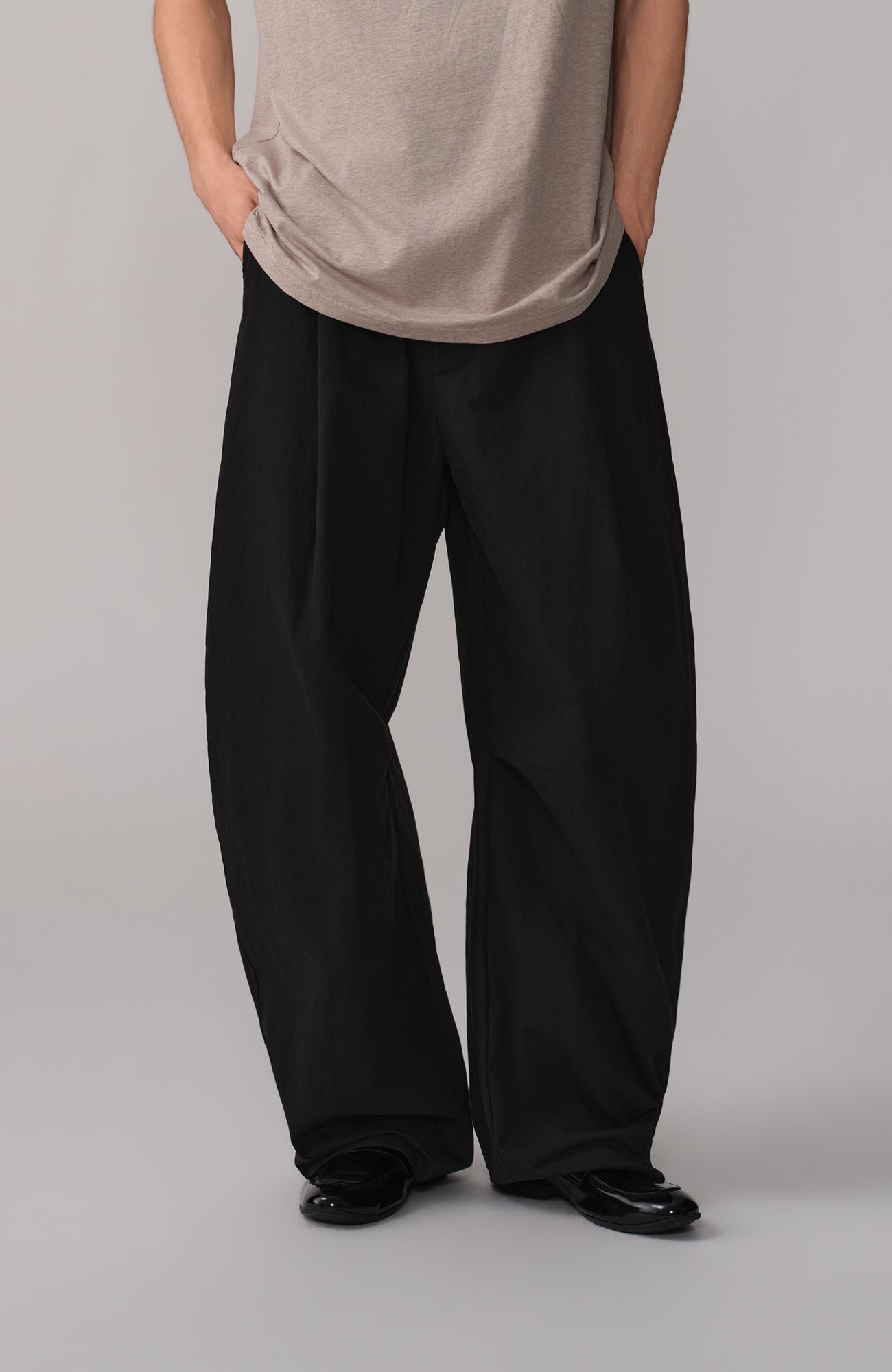OPICLOTH Pleated Curved Wide-Leg Trousers-Pants-XS / 25“-38"-Free Shipping Leatheretro