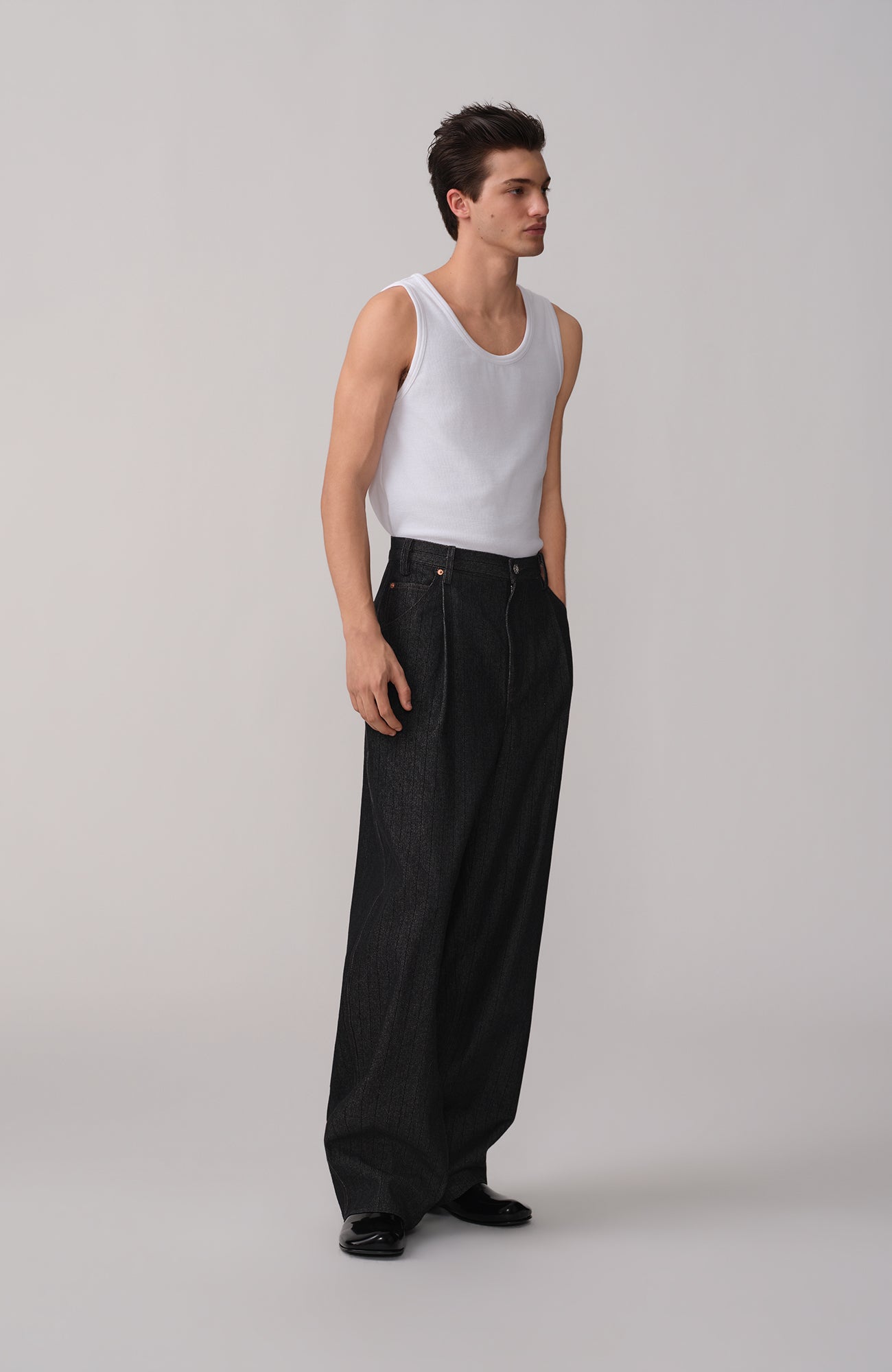 OPICLOTH Pinstripe Pleated Tapered Jeans-Jeans-XS / 28"-Free Shipping Leatheretro