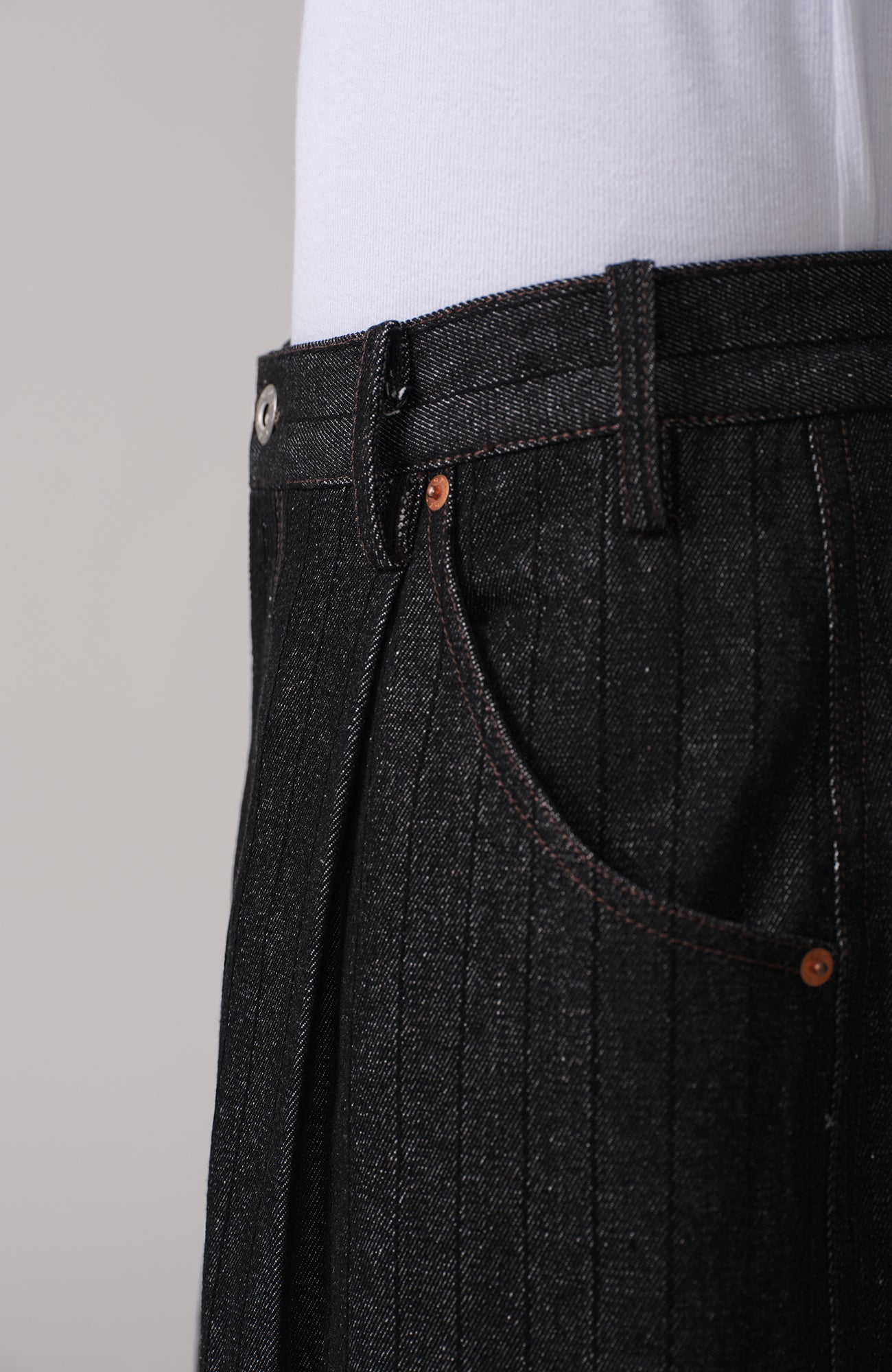 OPICLOTH Pinstripe Pleated Tapered Jeans-Jeans-XS / 28"-Free Shipping Leatheretro