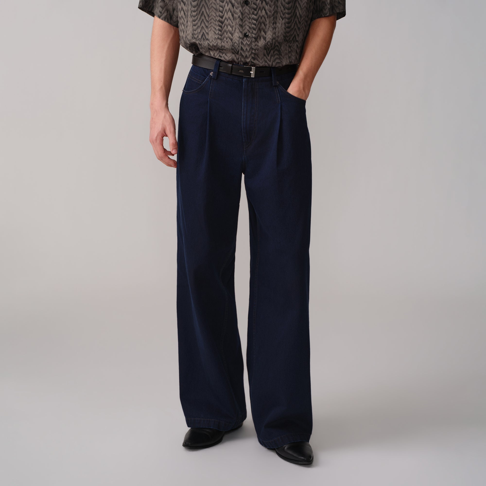 OPICLOTH Washed Indigo Pleated Jeans-Jeans-XS / 28"-Free Shipping Leatheretro