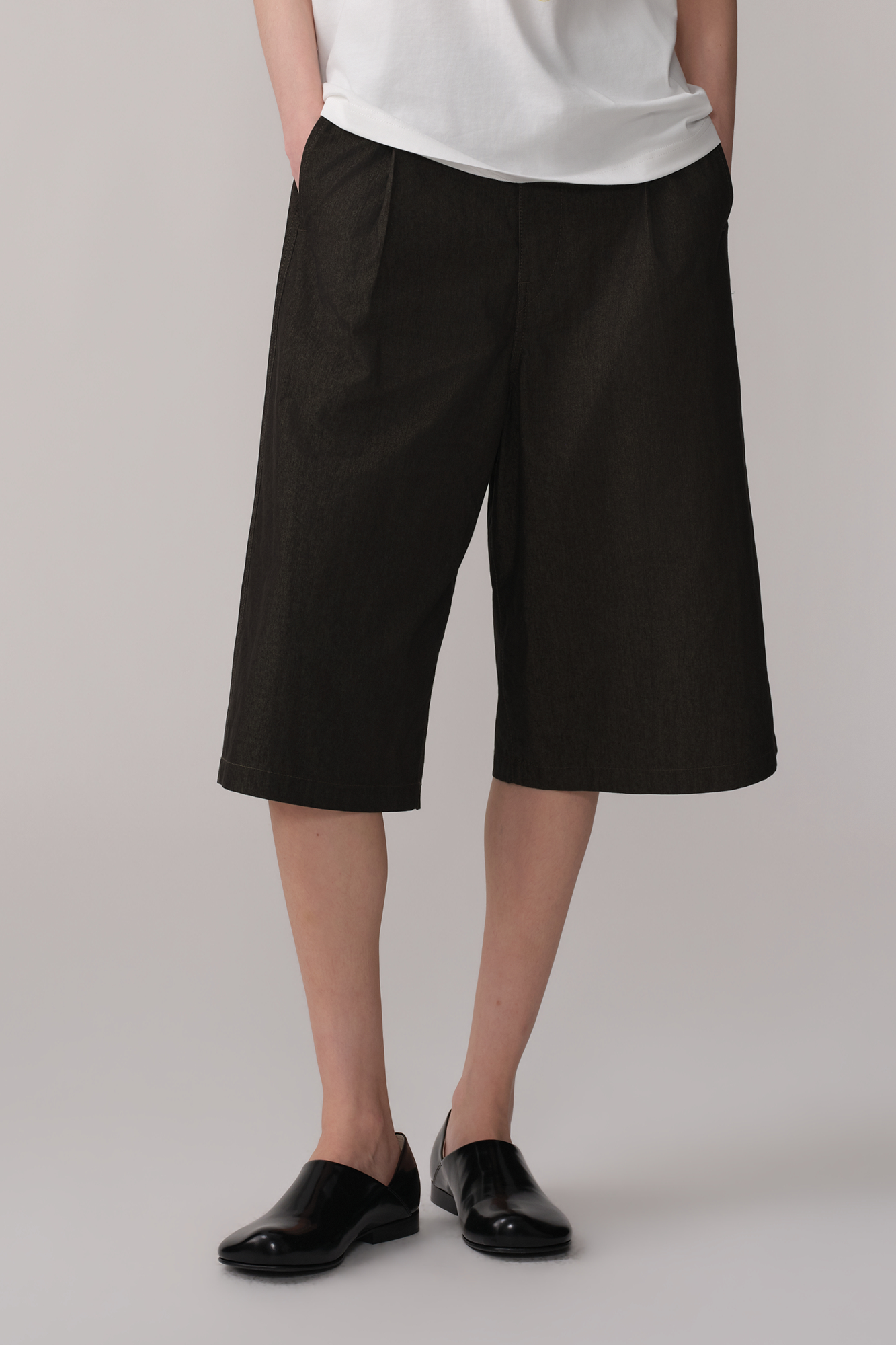 OPICLOTH Retro Pleated Wide-Leg Cropped Shorts-Shorts-XS-Free Shipping Leatheretro