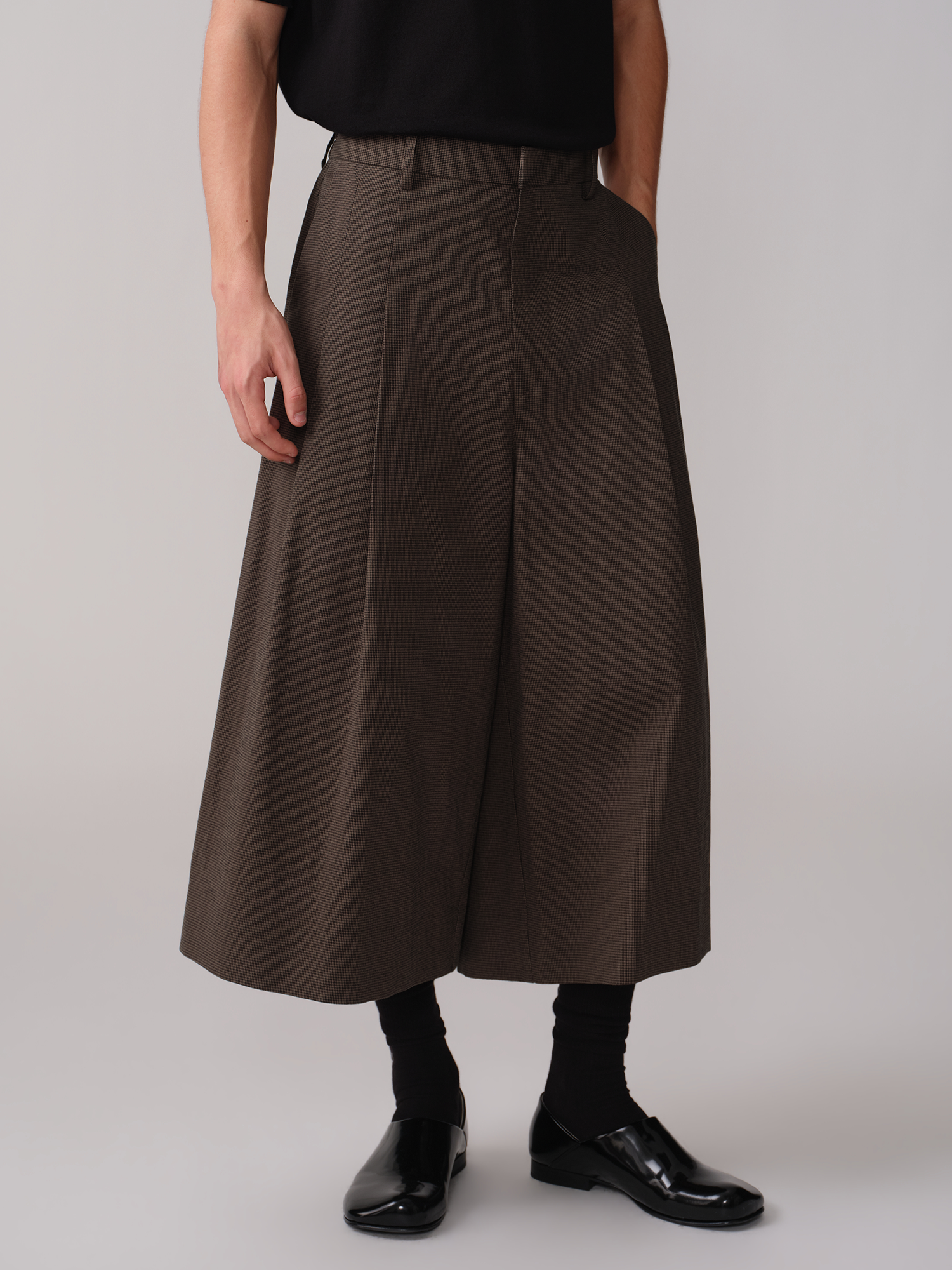 OPICLOTH Retro Houndstooth Pleated Culotte Shorts-Shorts-XS-Free Shipping Leatheretro