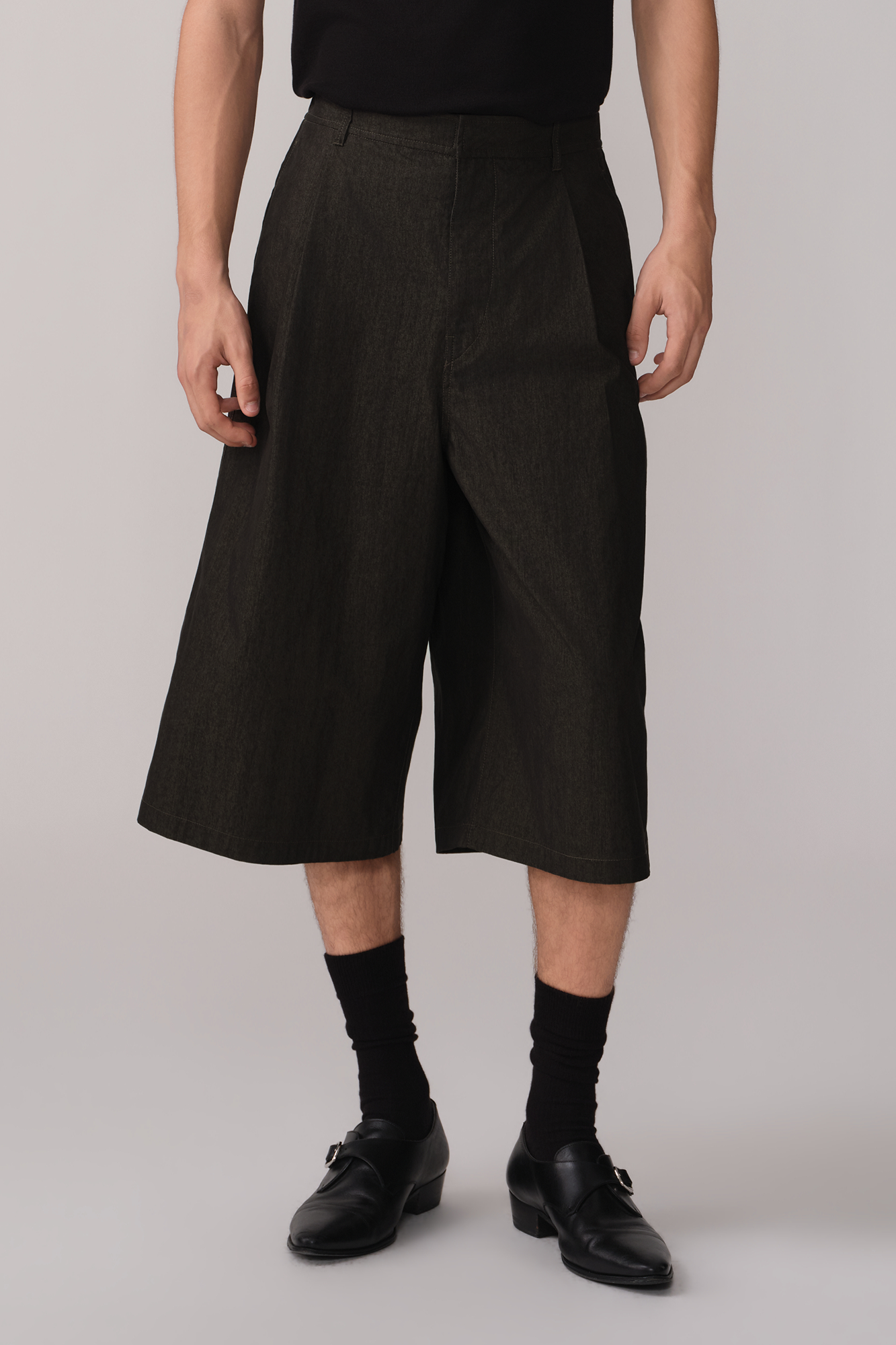 OPICLOTH Retro Pleated Wide-Leg Cropped Shorts-Shorts-XS-Free Shipping Leatheretro