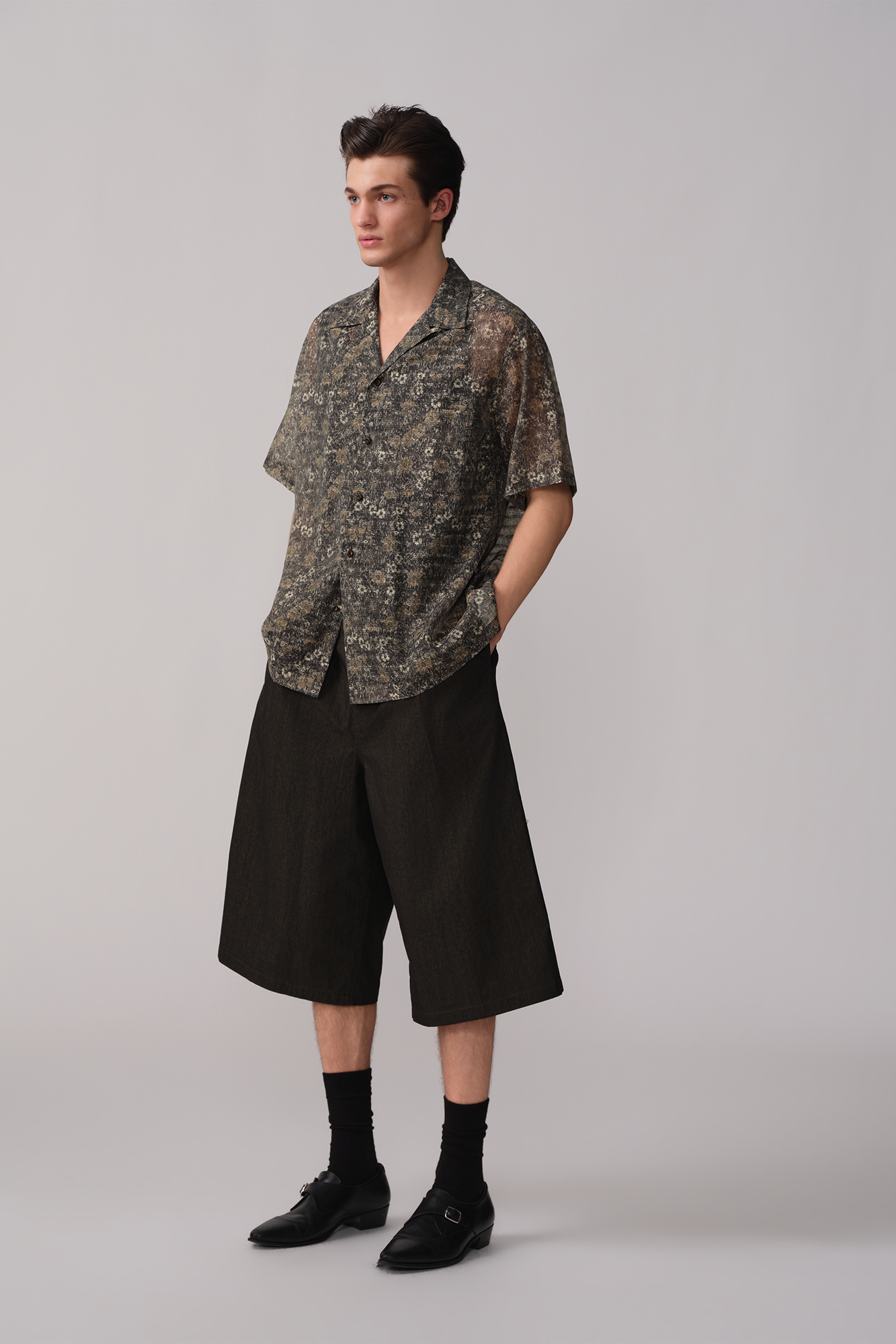 OPICLOTH Retro Pleated Wide-Leg Cropped Shorts-Shorts-XS-Free Shipping Leatheretro