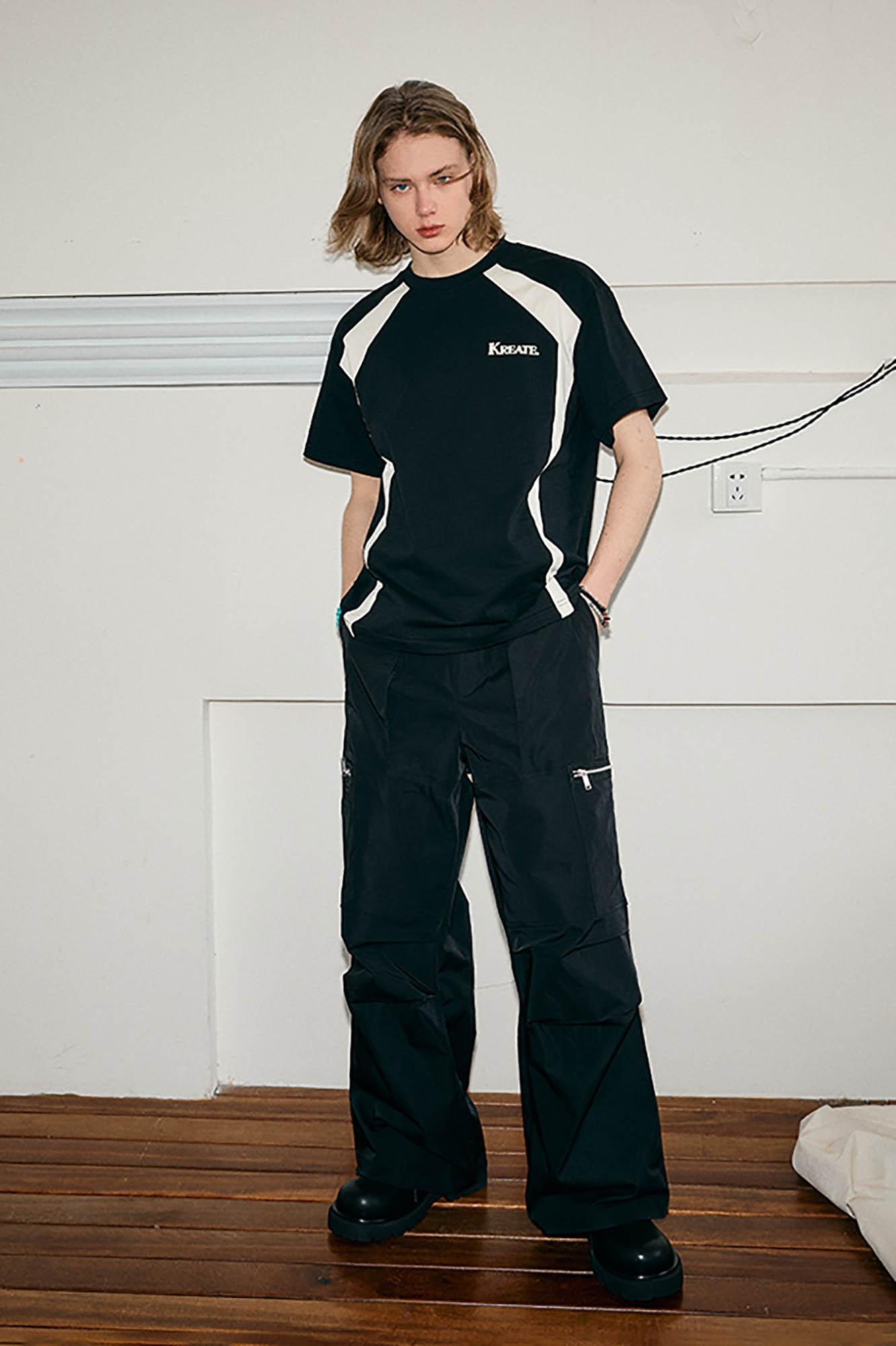 KREATE Obtuse Angle Spliced T-Shirt-T Shirt-S-Free Shipping Leatheretro