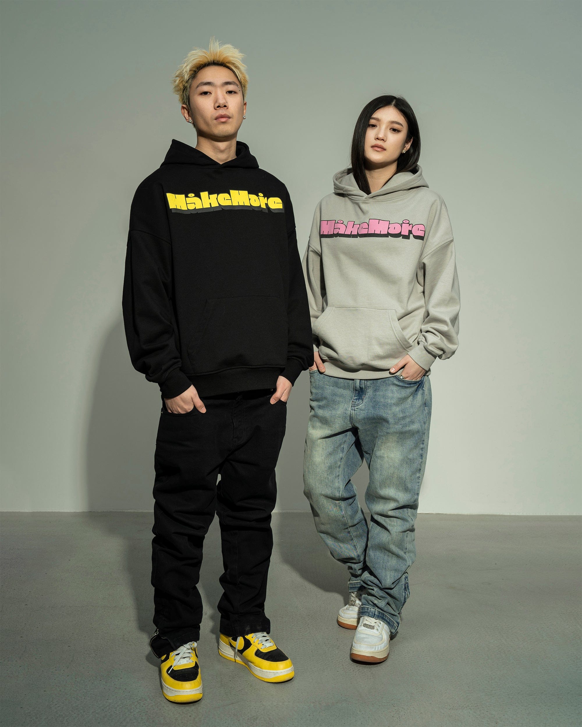 MAKEMORE Comic LOGO Hoodie-Hoodie-S-Black-Free Shipping Leatheretro