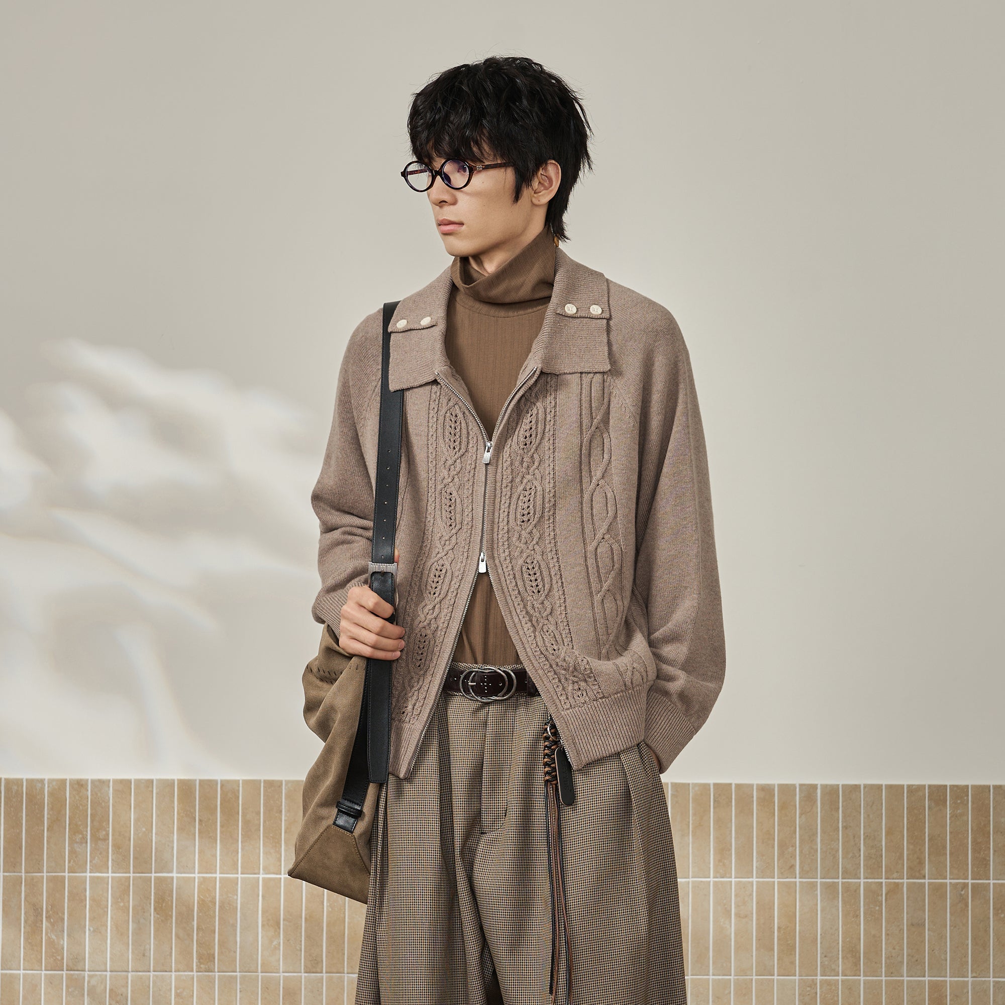 MOITIEDEPETALE Modern Cable-Knit Zip-Up Cardigan