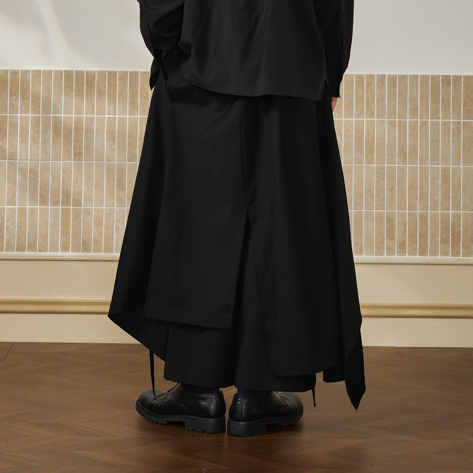 MOITIEDEPETALE Detachable Asymmetric Wide-Leg Wool Skort