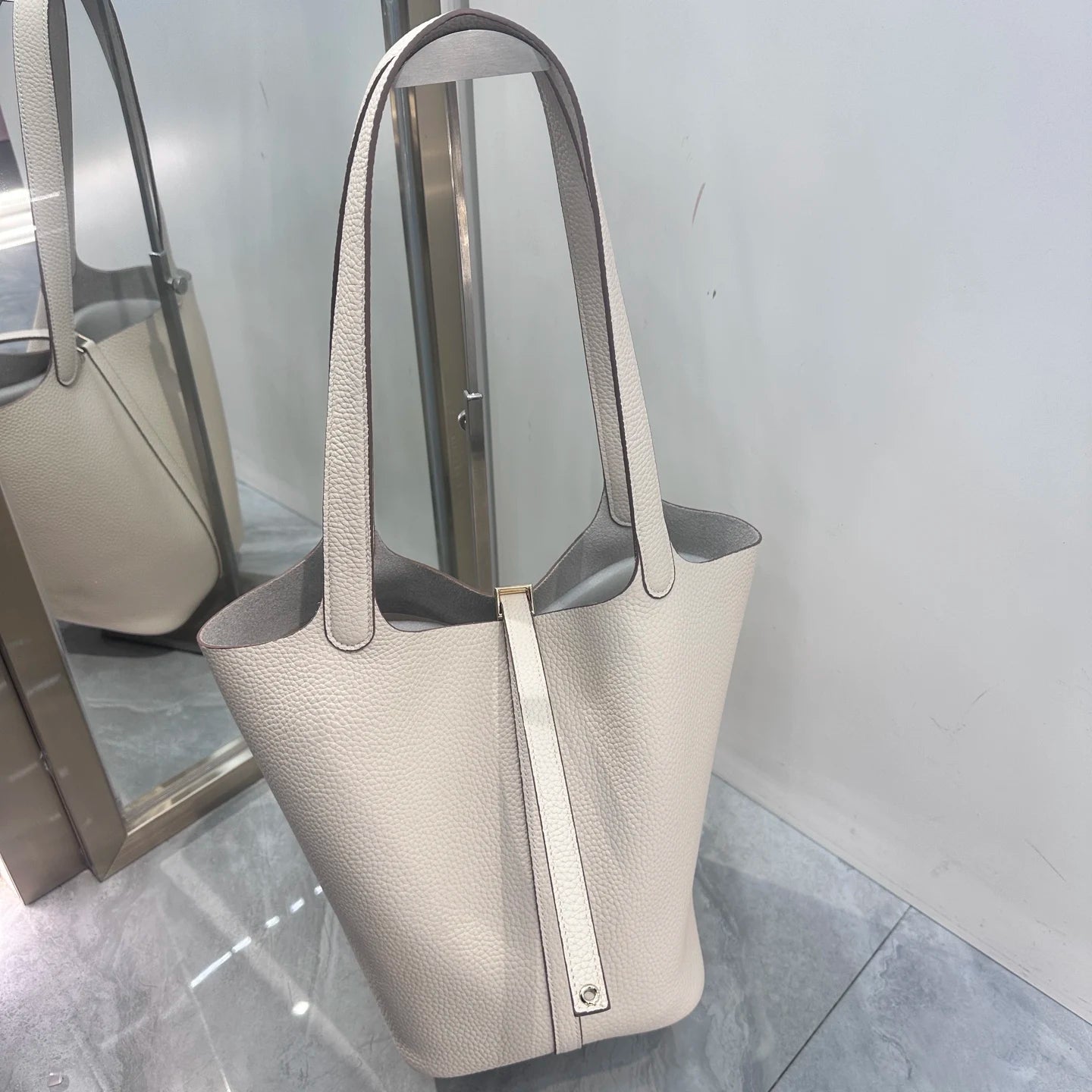 Women's Genuine Leather Luxury Shoulder Bag - Lightweight Large Capacity Bags-Shoulder Bag-Beige-Free Shipping Leatheretro