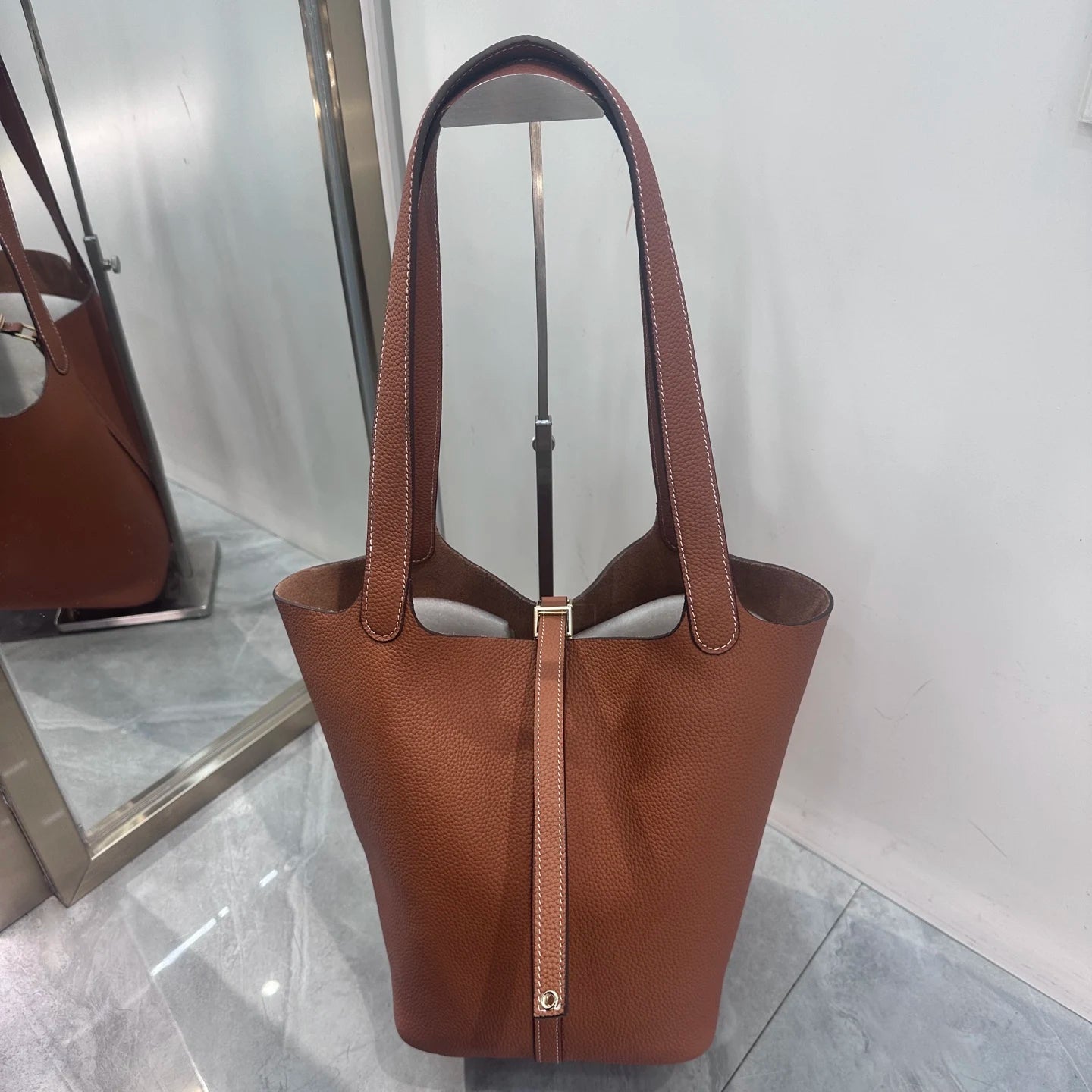 Women's Genuine Leather Luxury Shoulder Bag - Lightweight Large Capacity Bags-Shoulder Bag-Golden Brown-Free Shipping Leatheretro