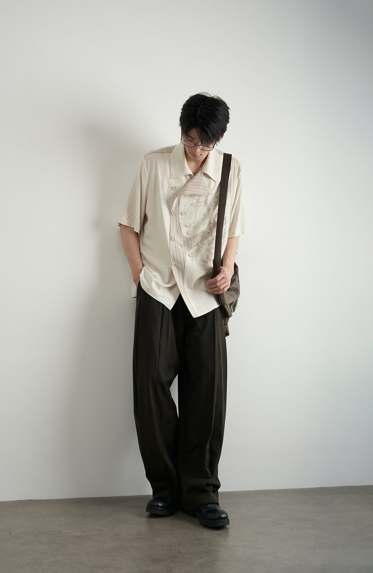 MOITIEDEPETALE Asymmetrical Floral Sketch Linen-Blend Shirt-Shirt-XS-Long-Sleeves-Free Shipping Leatheretro