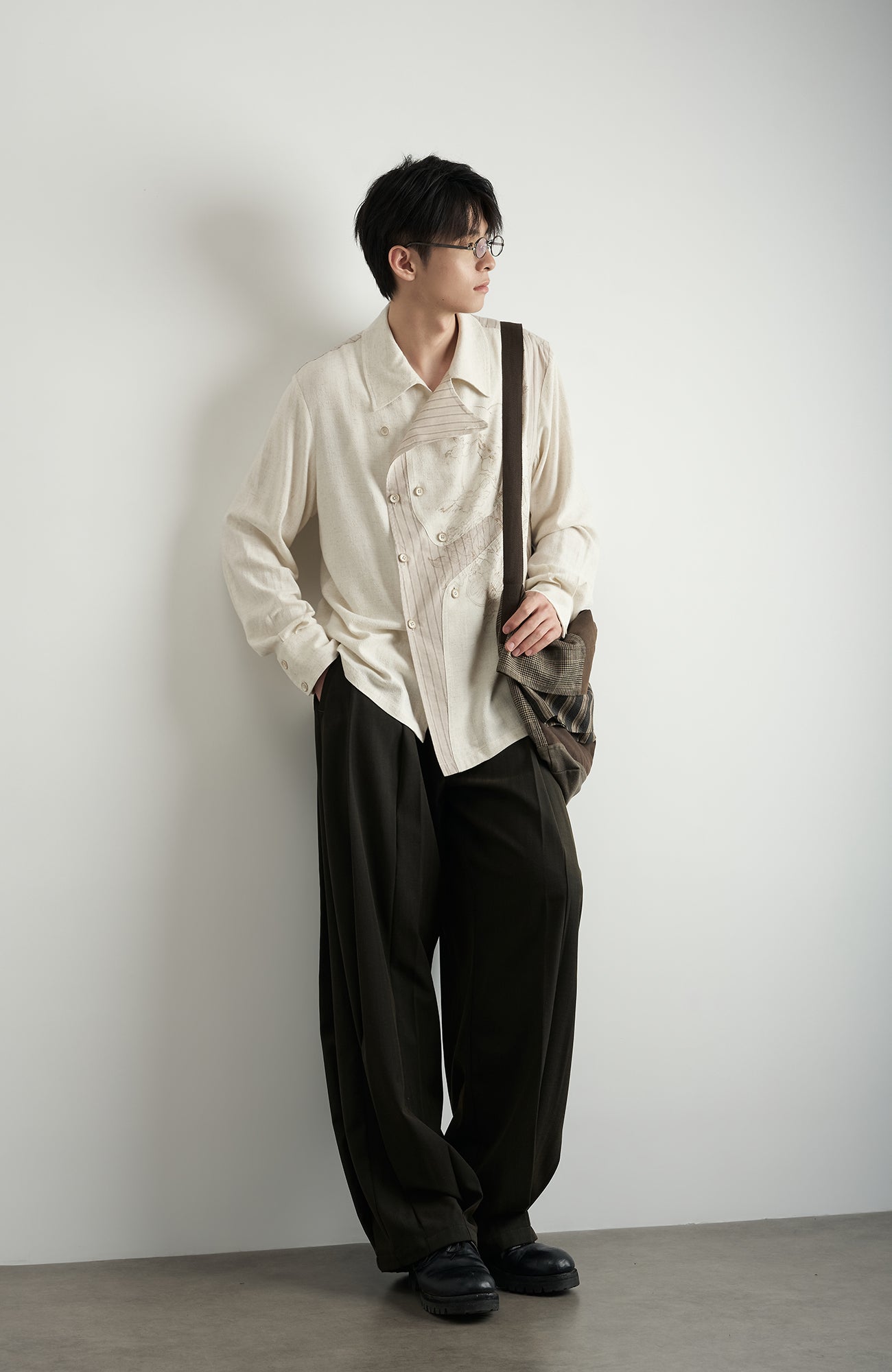 MOITIEDEPETALE Asymmetrical Floral Sketch Linen-Blend Shirt-Shirt-XS-Long-Sleeves-Free Shipping Leatheretro