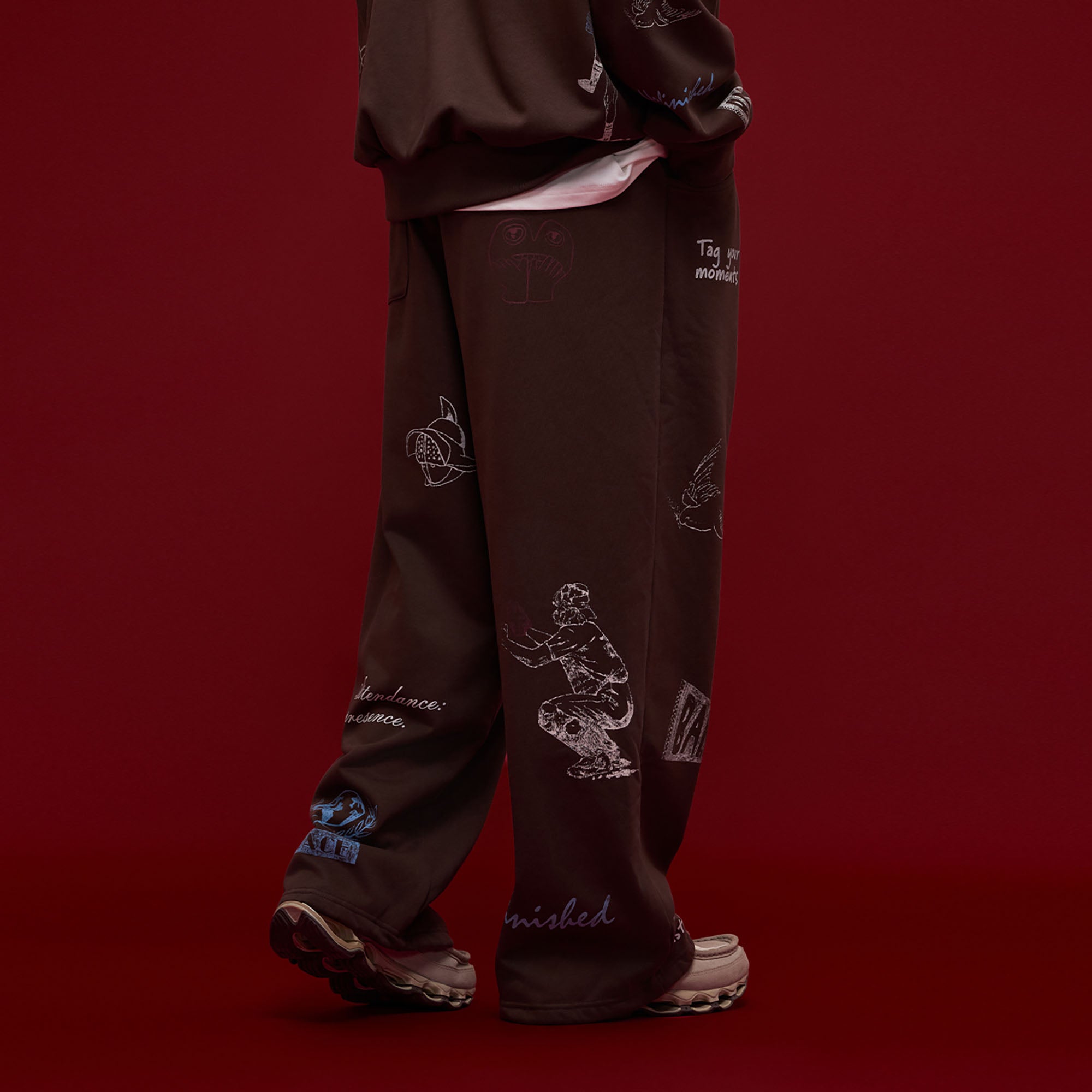 BANANA CLUB Classic Doodle Graphic Sweatpants-Pants-S-Brown-Free Shipping Leatheretro