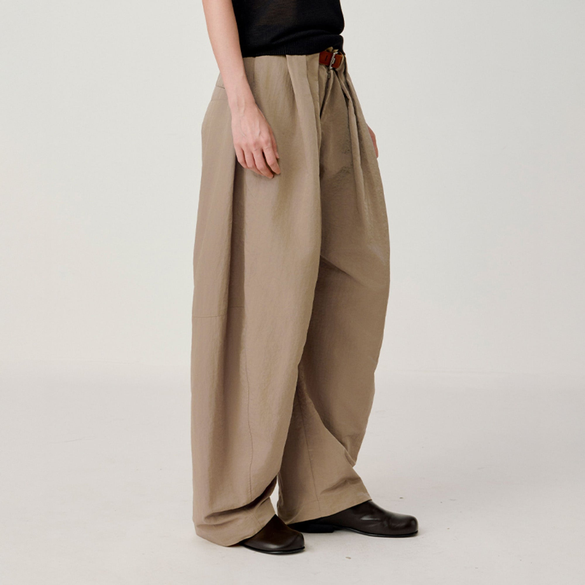 OPICLOTH Pleat Belted Curve Trousers-Pants-XS-Free Shipping Leatheretro