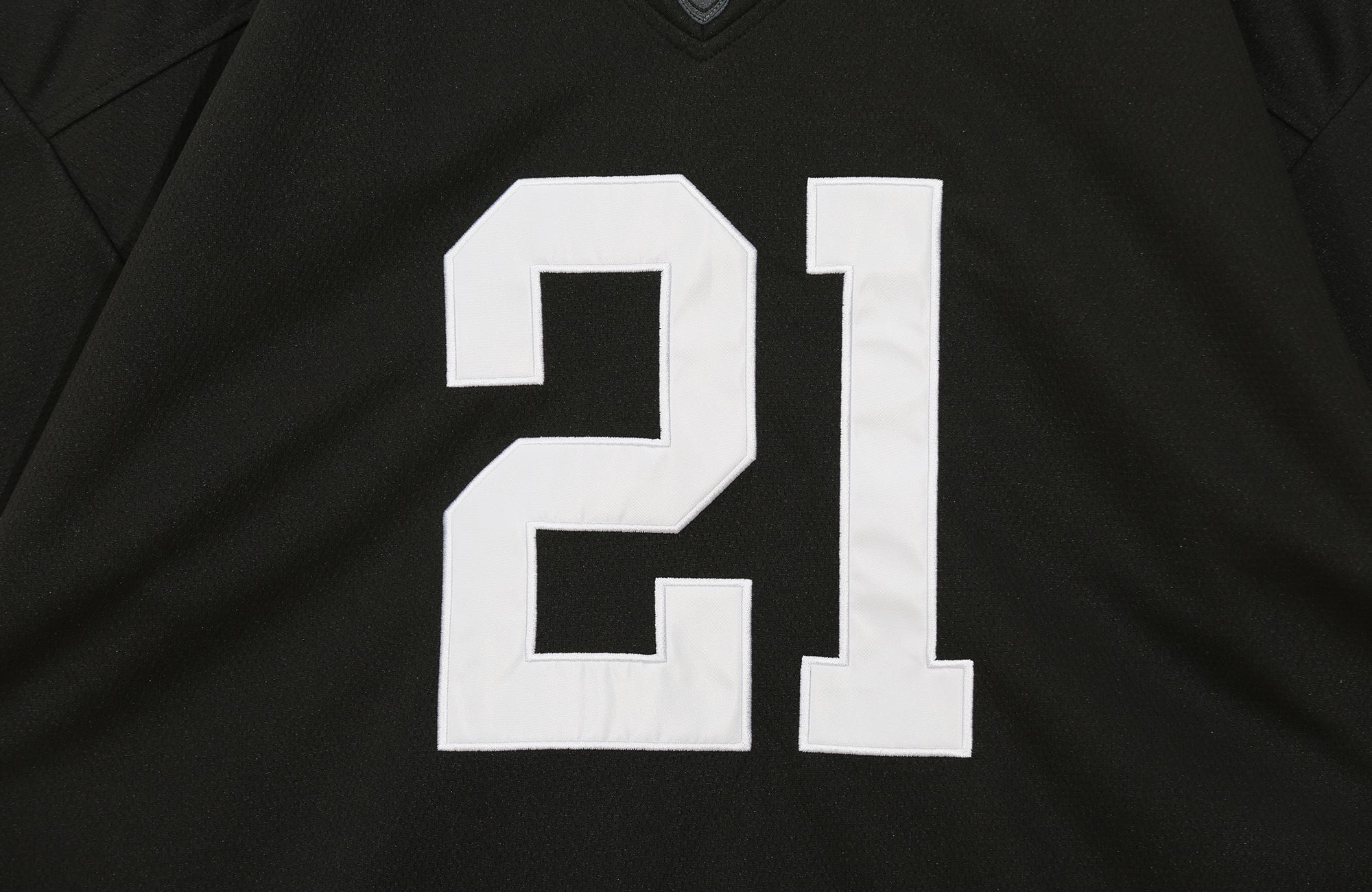 UNTILWERICH V-Neck Striped Hockey Short-Sleeve Jersey-T Shirt-S-White-Free Shipping Leatheretro