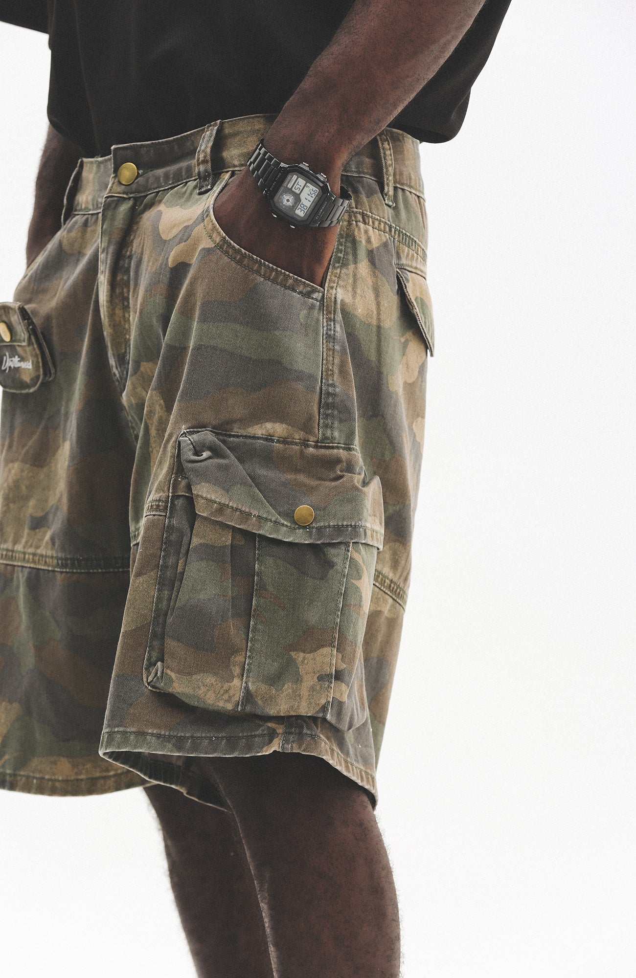 UNTILWERICH Washed Camo Cargo Shorts-Shorts-S / 28“-Free Shipping Leatheretro