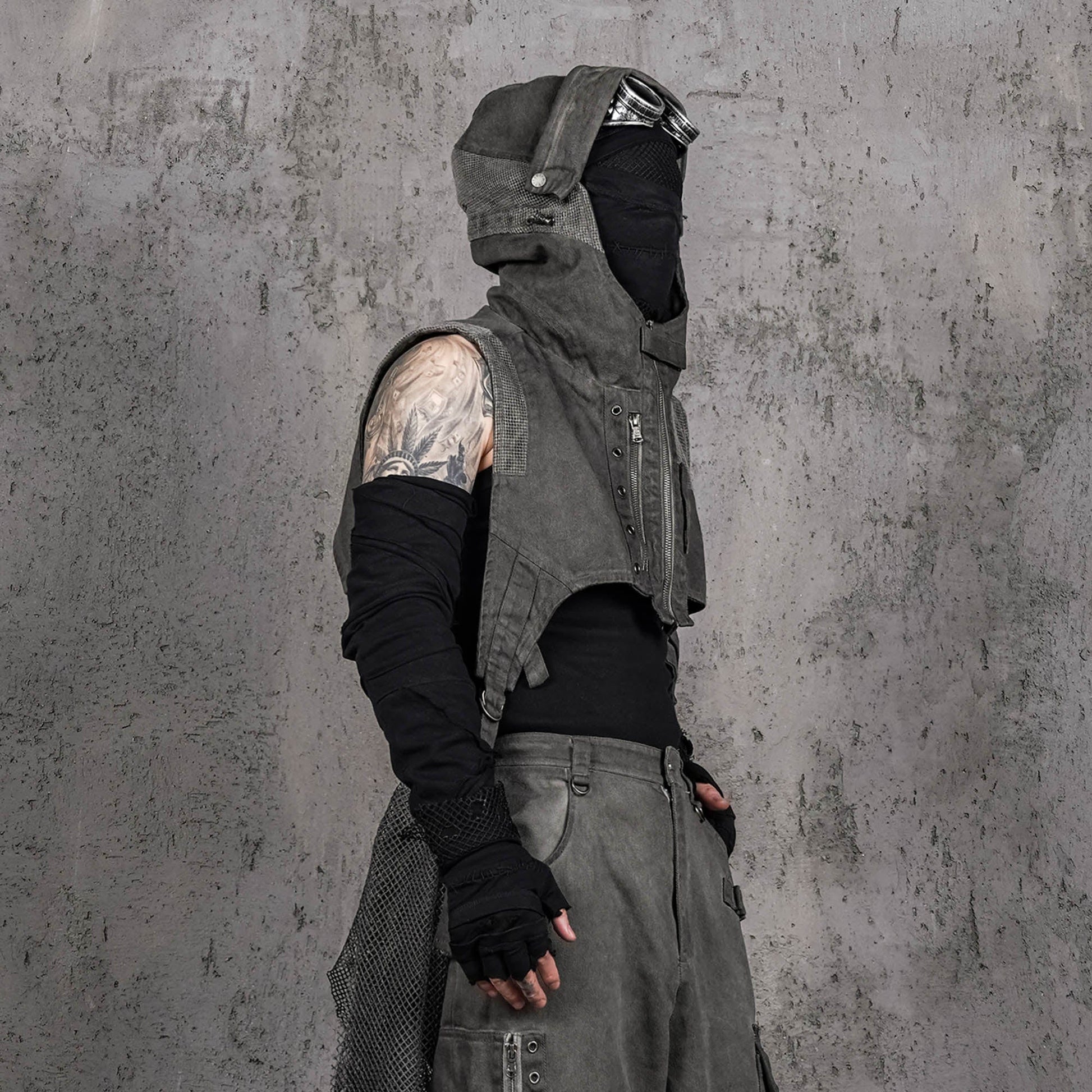 UNDERWATER Scavenger Hooded Vest-Jacket-S-Free Shipping Leatheretro