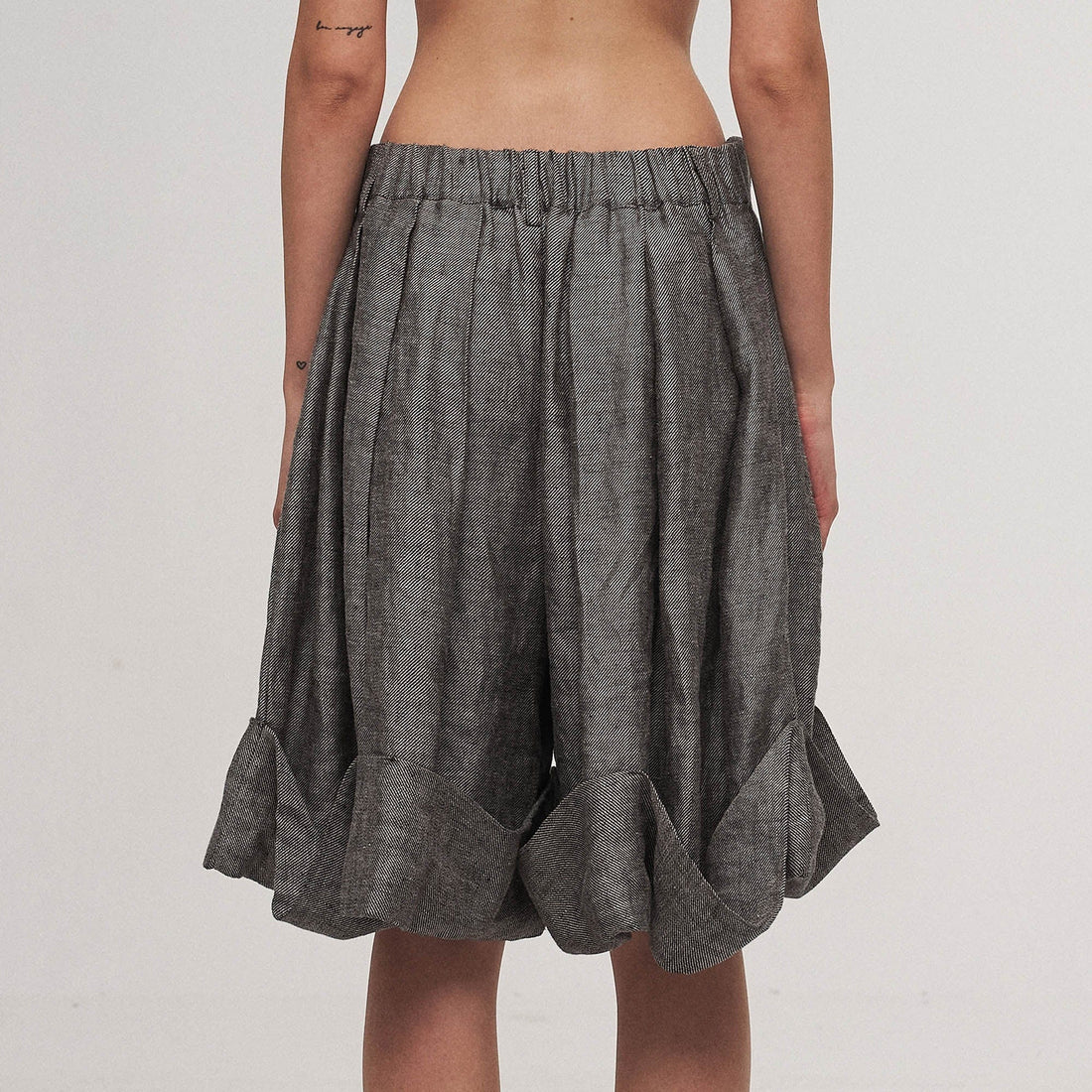 ILNya Nieternite Nifutur Crinkled Fold-Hem Pleated Linen Shorts-Shorts-S(0)-Free Shipping Leatheretro