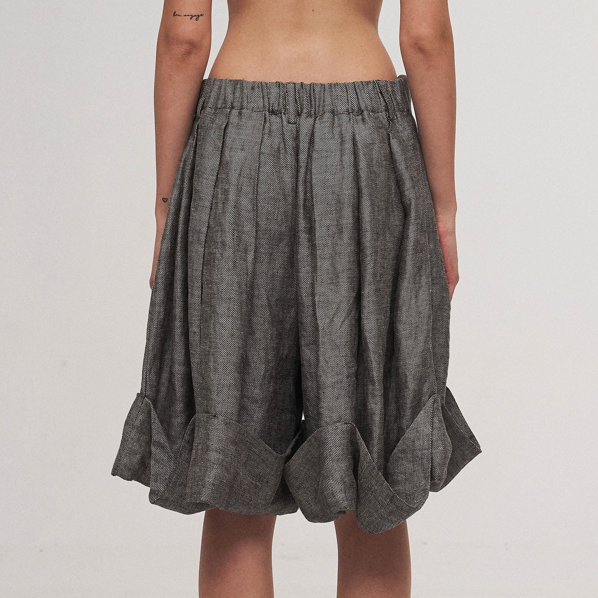ILNya Nieternite Nifutur Crinkled Fold-Hem Pleated Linen Shorts-Shorts-S(0)-Free Shipping Leatheretro