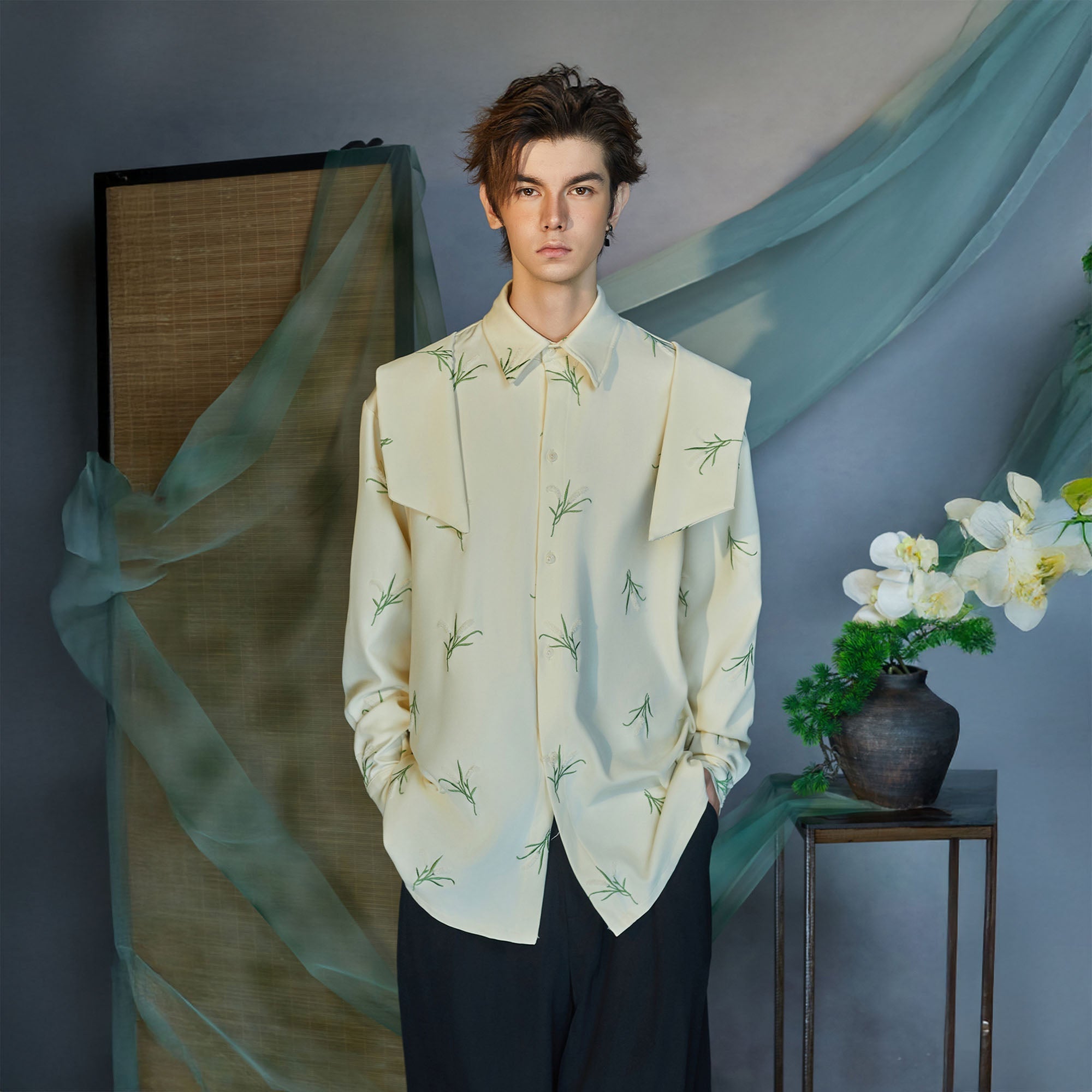 JIECHI Botanic Embroidery Bow Back Shirt-Shirt-M (Preorder)-Free Shipping Leatheretro