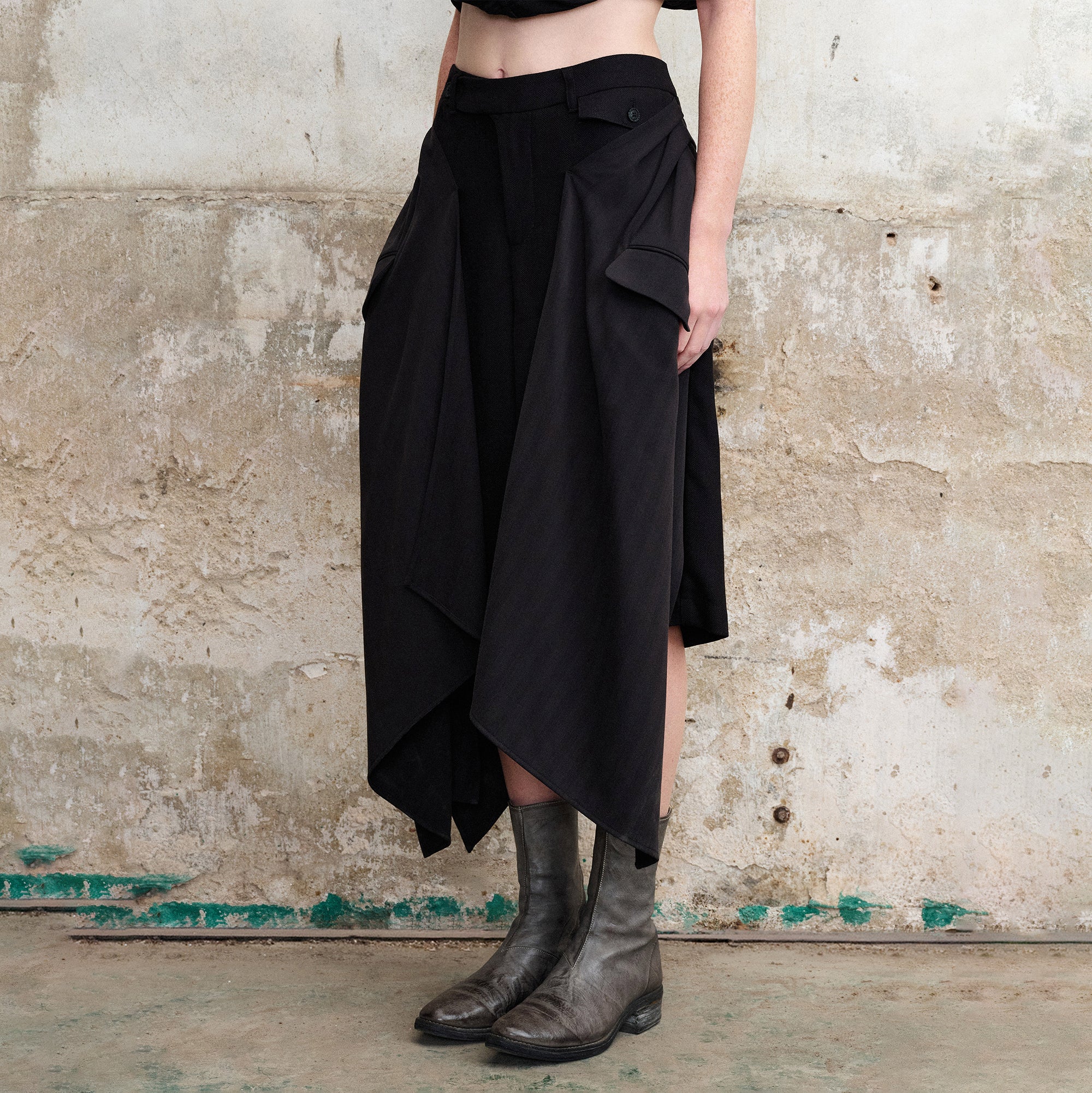 ILNya Nieternite Nifutur Deconstructed Drape-Panel Shorts-Shorts-S(0) (Preorder)-Free Shipping Leatheretro
