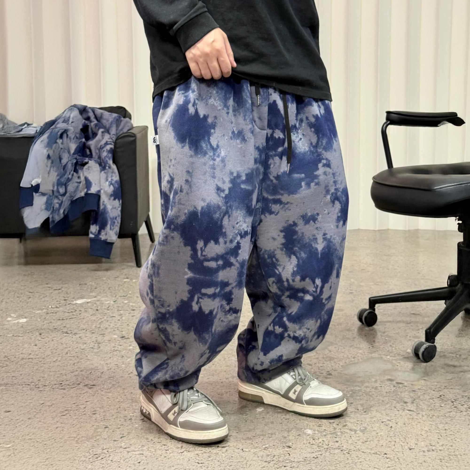ME DA IGUAL Tie-Dye Oversized Tapered Sweatpants-Pants-M-Free Shipping Leatheretro
