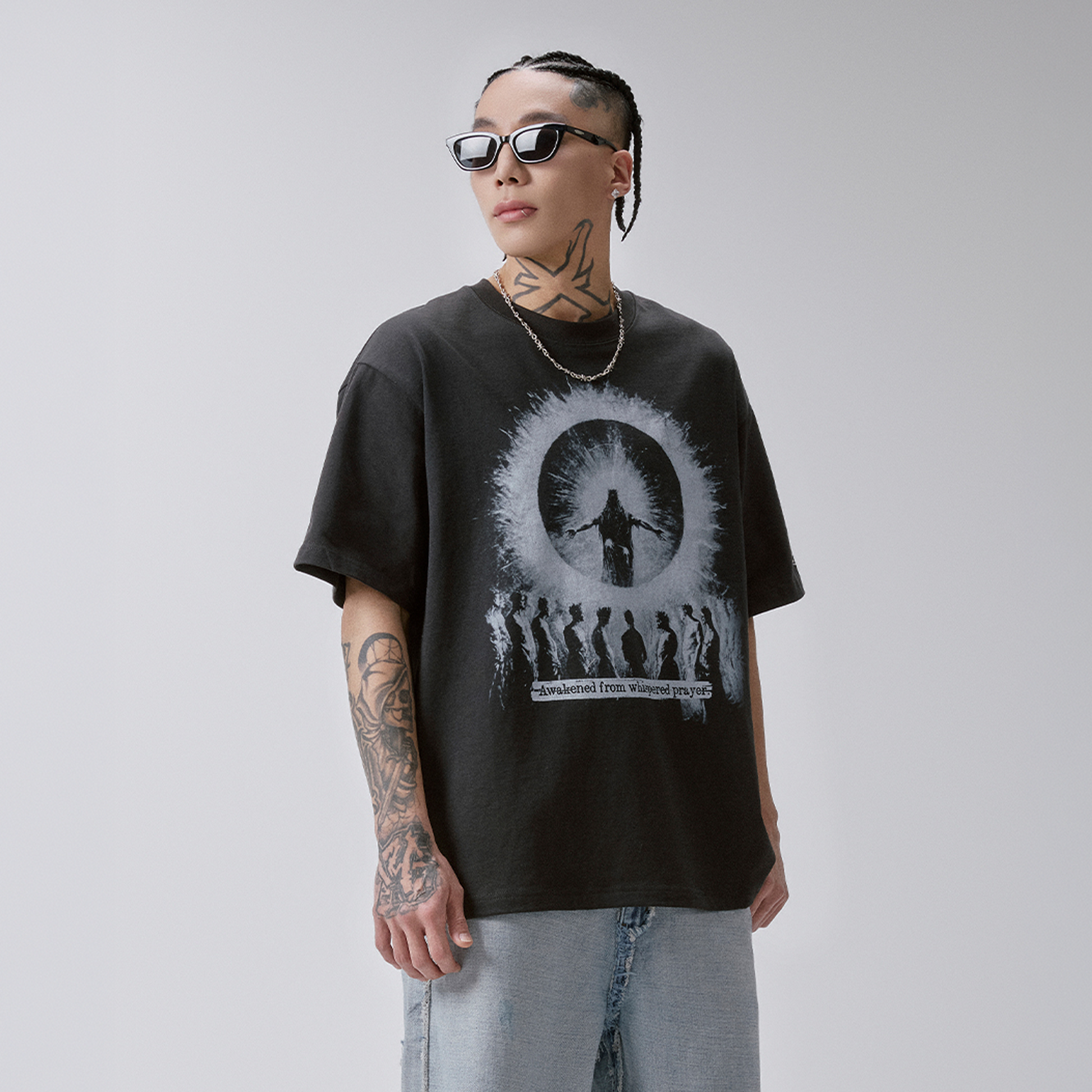 F2CE Oversized Prayer Silhouette Graphic T-Shirt-T Shirt-S-Free Shipping Leatheretro