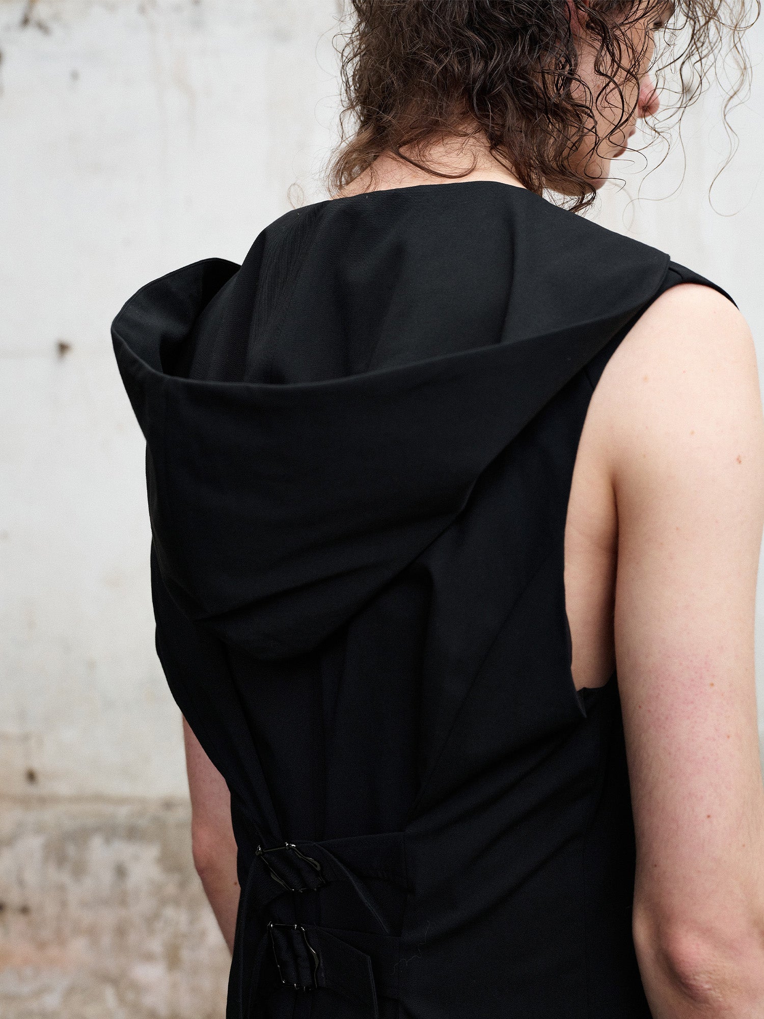 ILNya Nieternite Nifutur Hooded Waist-Cinched Vest-Vest-S (0)(Preorder)-Free Shipping Leatheretro