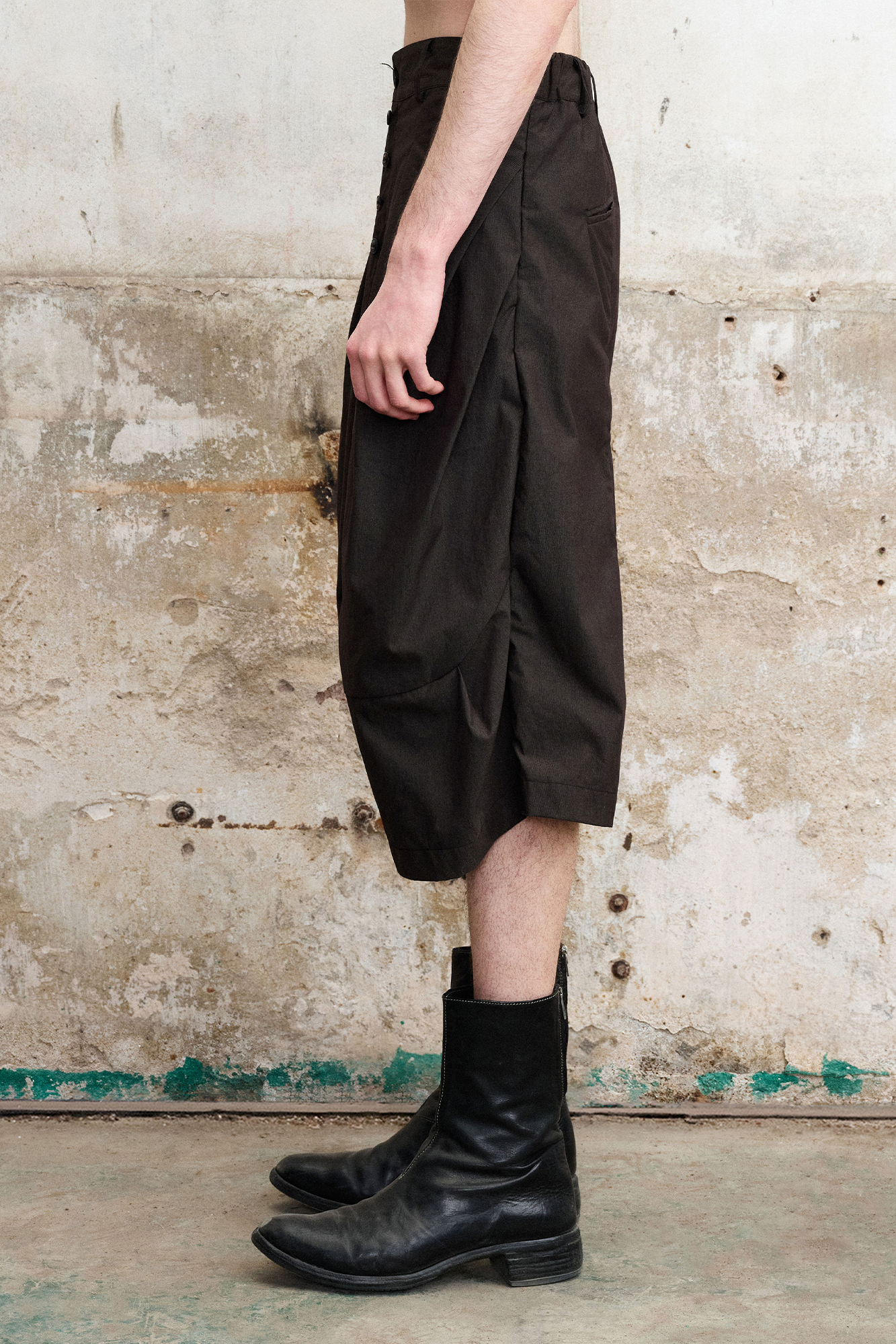 ILNya Nieternite Nifutur Pleated Button-Fly Shorts-Shorts-S (0)-Free Shipping Leatheretro