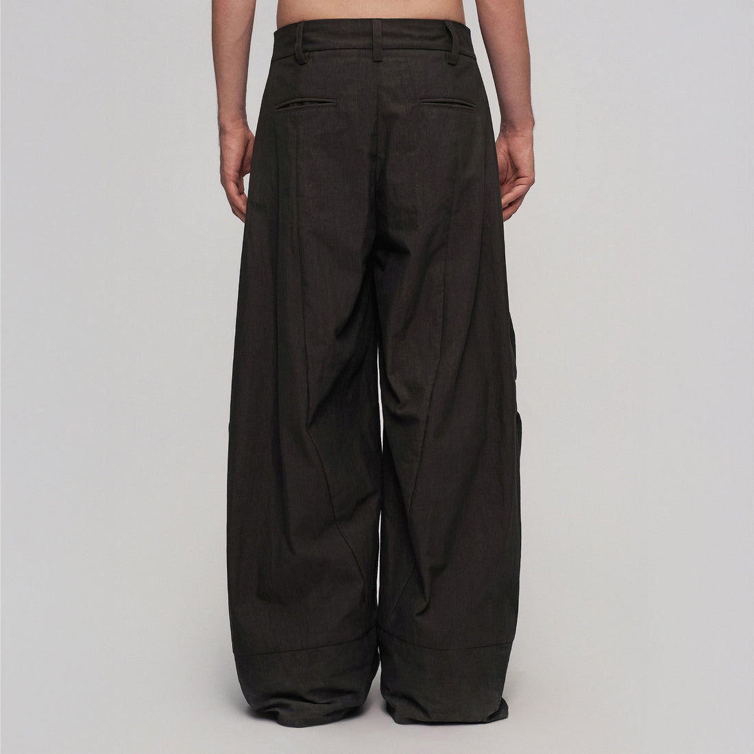 ILNya Nieternite Nifutur Pleated Big-Pocket Wide-Leg Cargo Pants-Pants-S (0)(Preorder)-Free Shipping Leatheretro