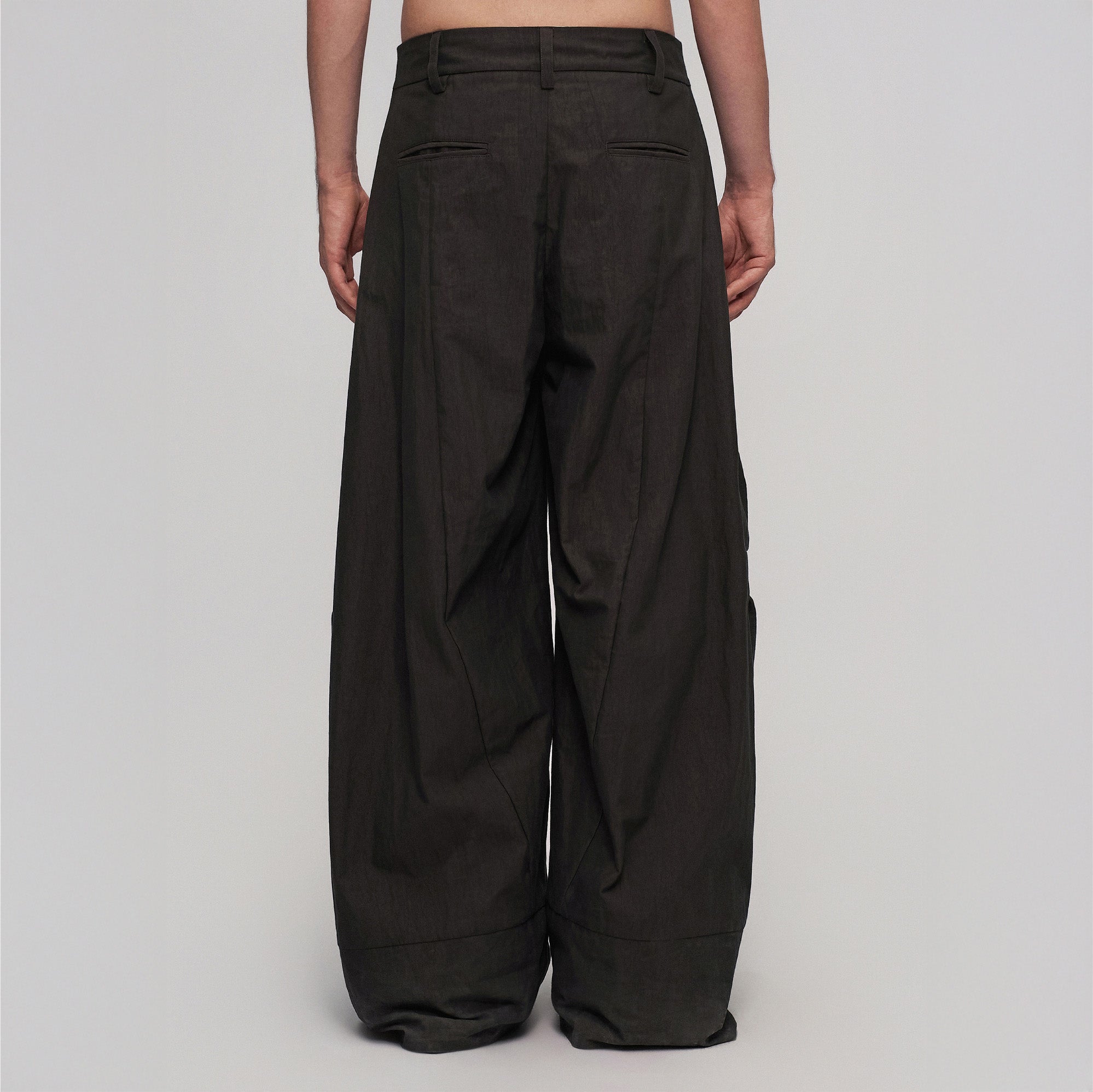 ILNya Nieternite Nifutur Pleated Big-Pocket Wide-Leg Cargo Pants-Pants-S (0)(Preorder)-Free Shipping Leatheretro