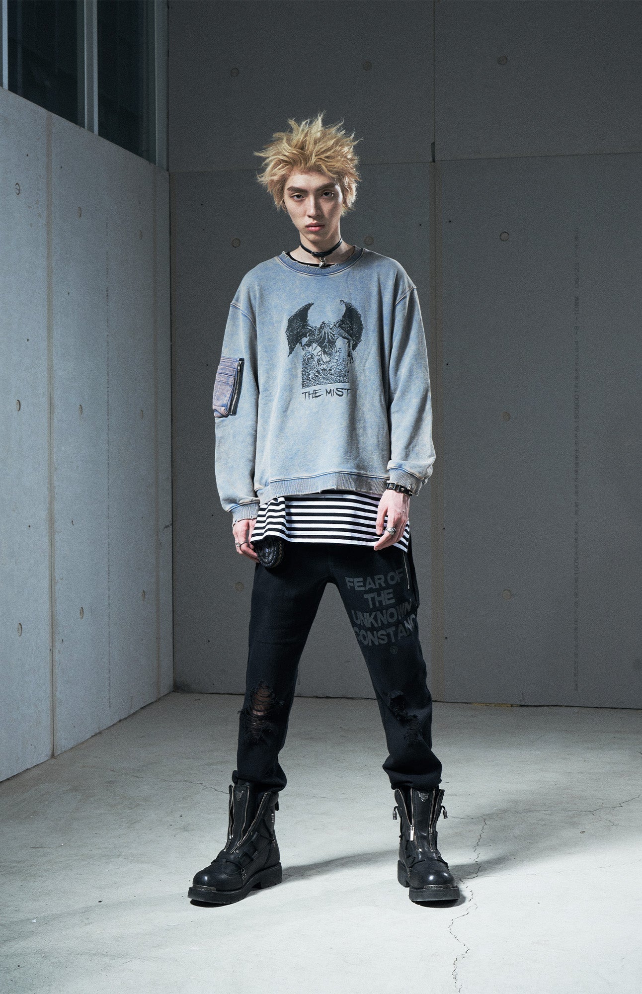 VENTUREK Distressed Zippered-Hem Slogan Slim Pants-Pants-S-Free Shipping Leatheretro