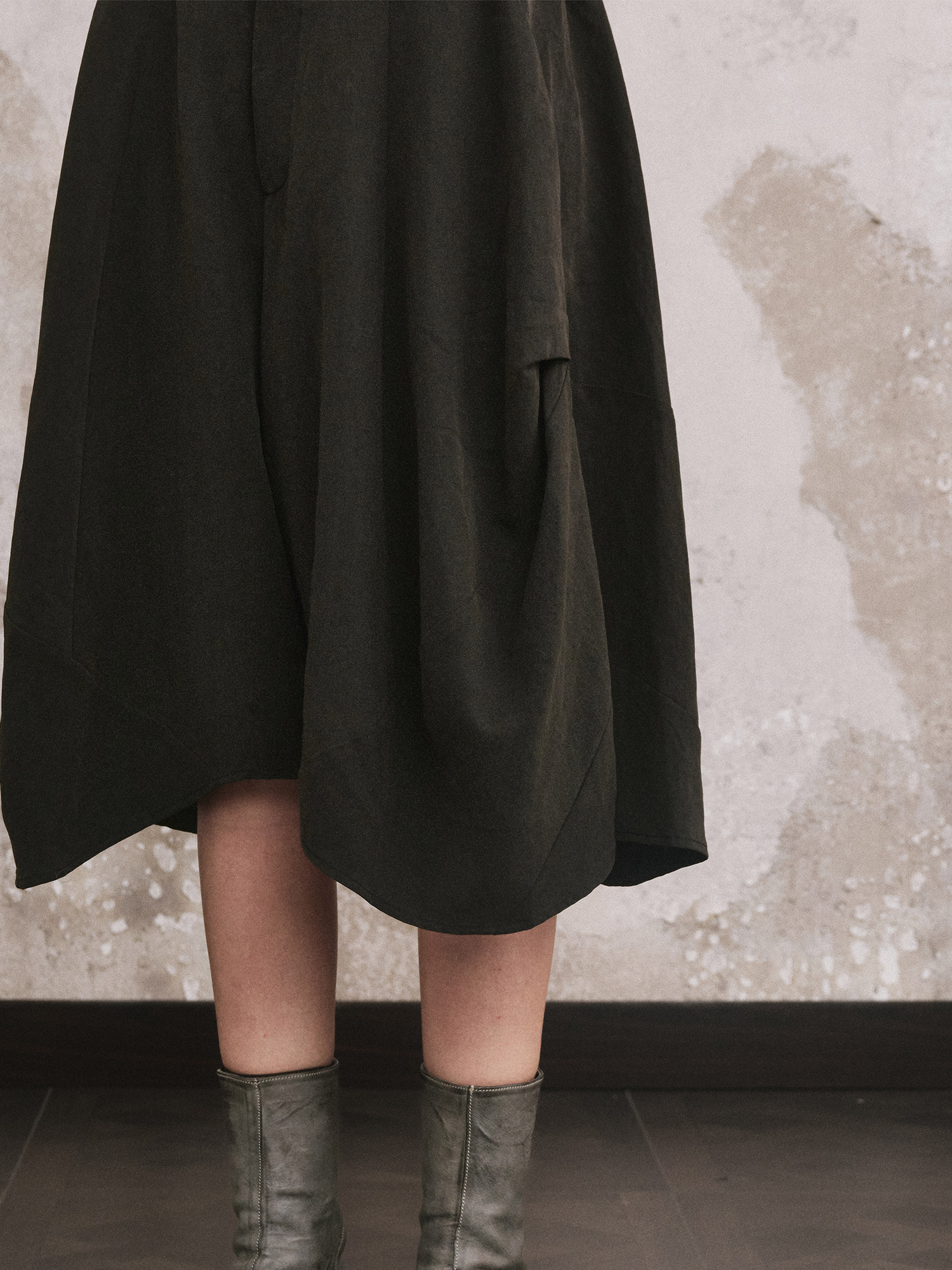ILNya Nieternite Nifutur Lyocell-Blend Asymmetrical Wide-Leg Shorts-Shorts-S (0) / 26-32"-Free Shipping Leatheretro