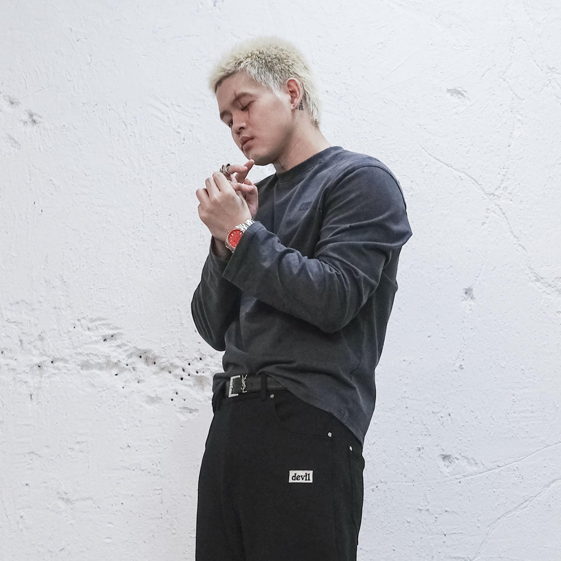 UNDERWATER Devil Distressed Long-Sleeve Tee-L/S Tee-S-Free Shipping Leatheretro