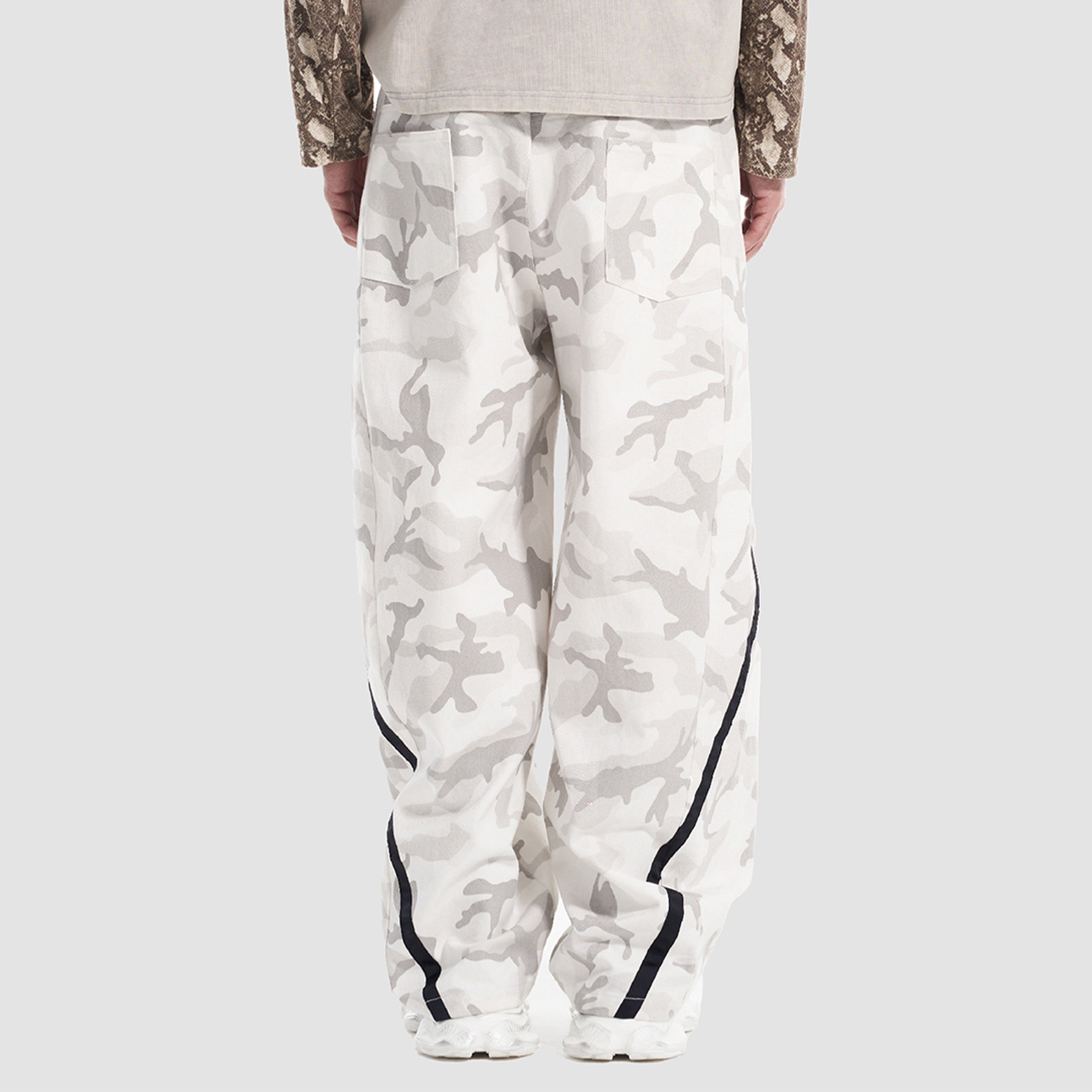 VANN VALRENCE Camo Double-Waist Wide-Leg Pants-Pants-S-Free Shipping Leatheretro