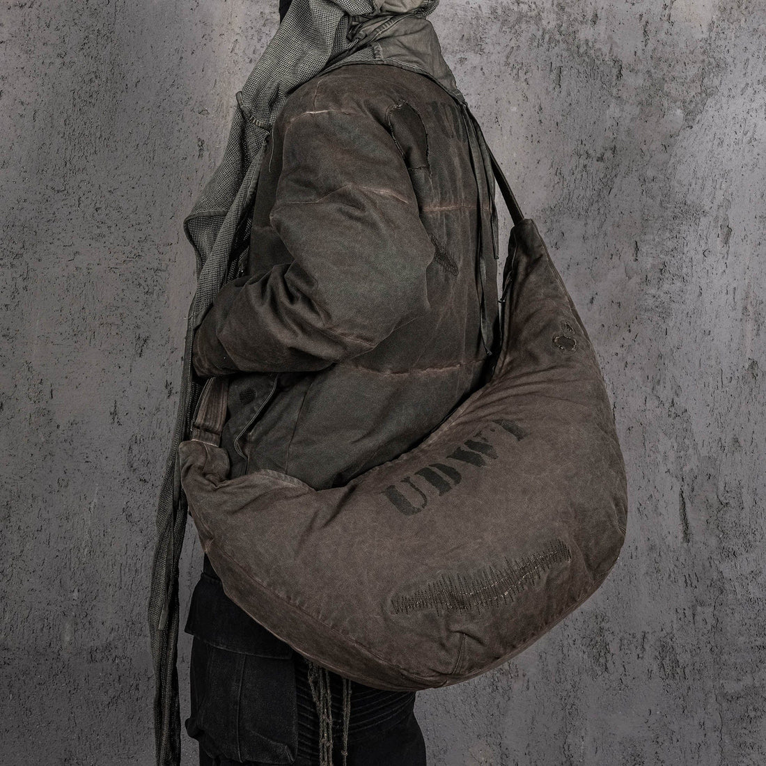 UNDERWATER Distressed Wanderer Crescent Bag-Bag-One Size-Free Shipping Leatheretro