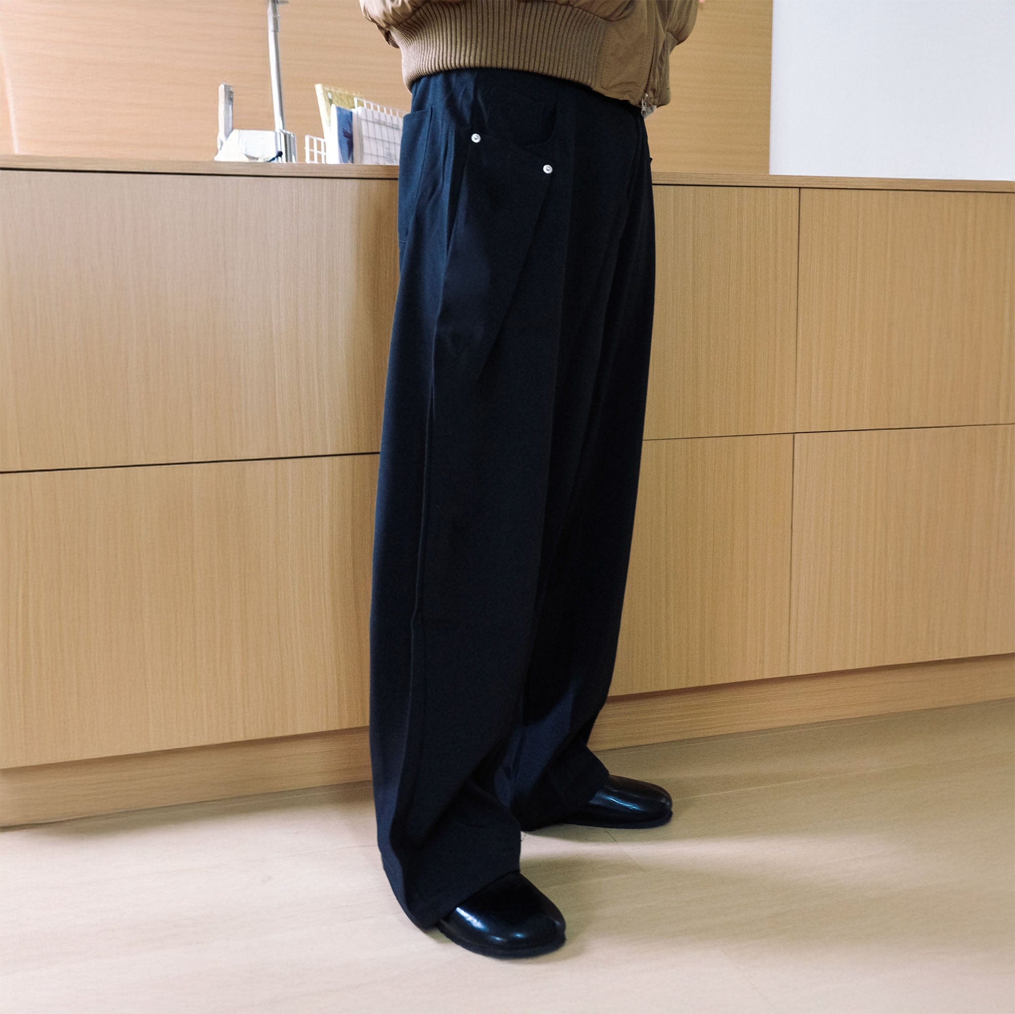 WIID Slanted Pleat Wide-Leg Trousers-Pants-M-Free Shipping Leatheretro
