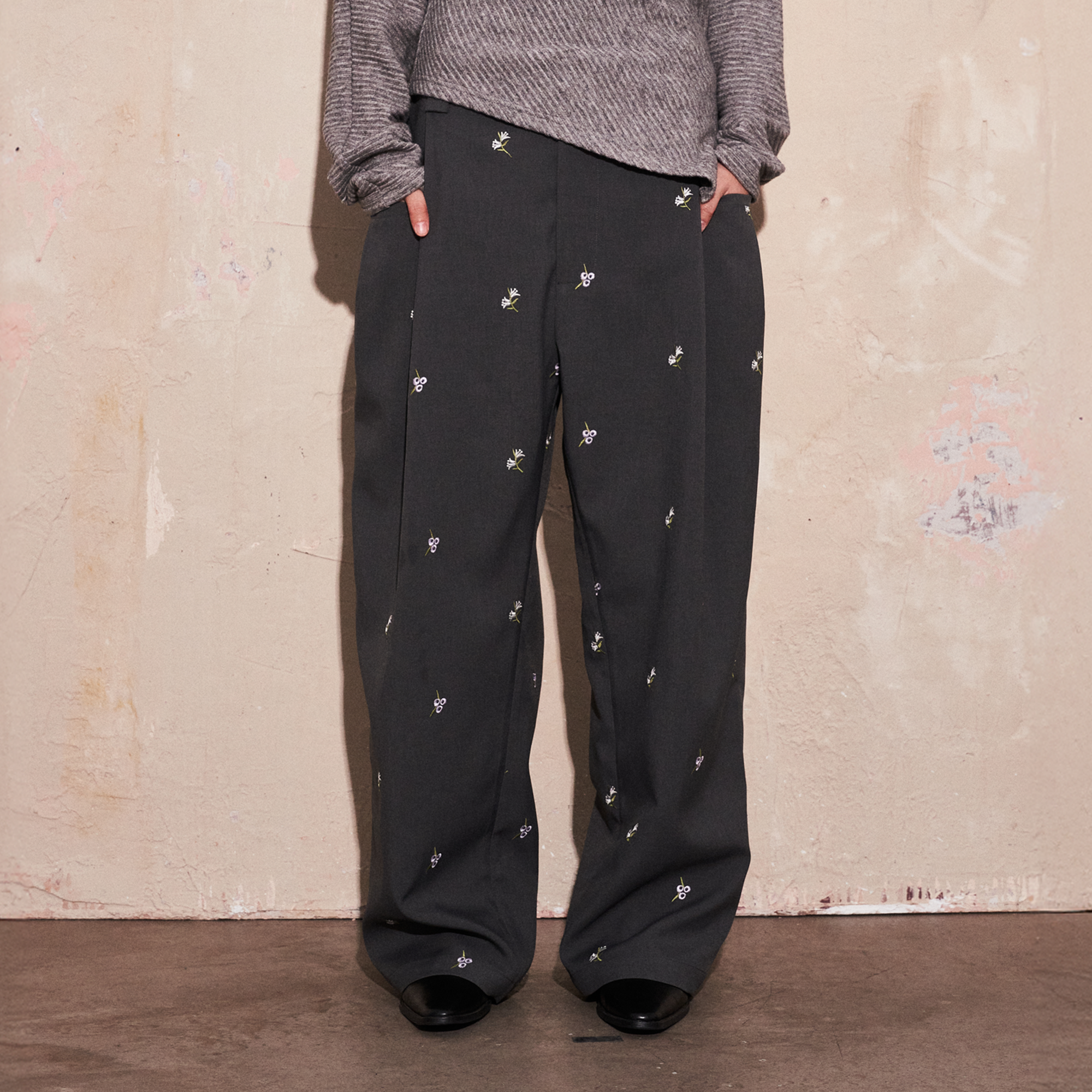 SAME FLOW Floral Embroidery Pleated Wide-Leg Trousers-Pants-S-Free Shipping Leatheretro