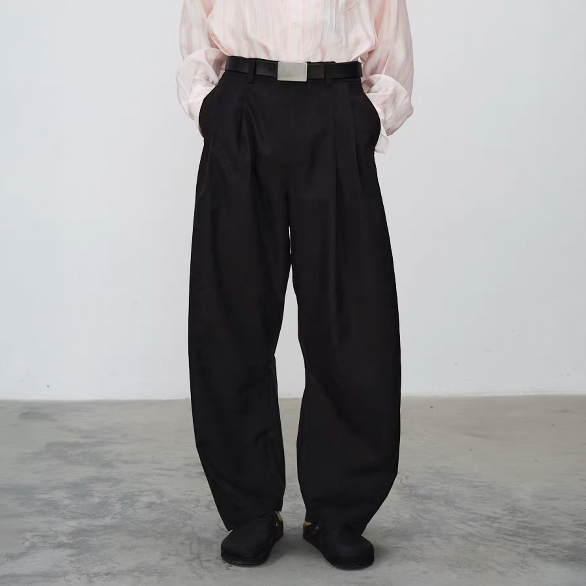 GRAINMUSTARD Retro Pleated High-Waist Wide-Leg Trousers-Pants-XS (Preorder)-Black-Free Shipping Leatheretro