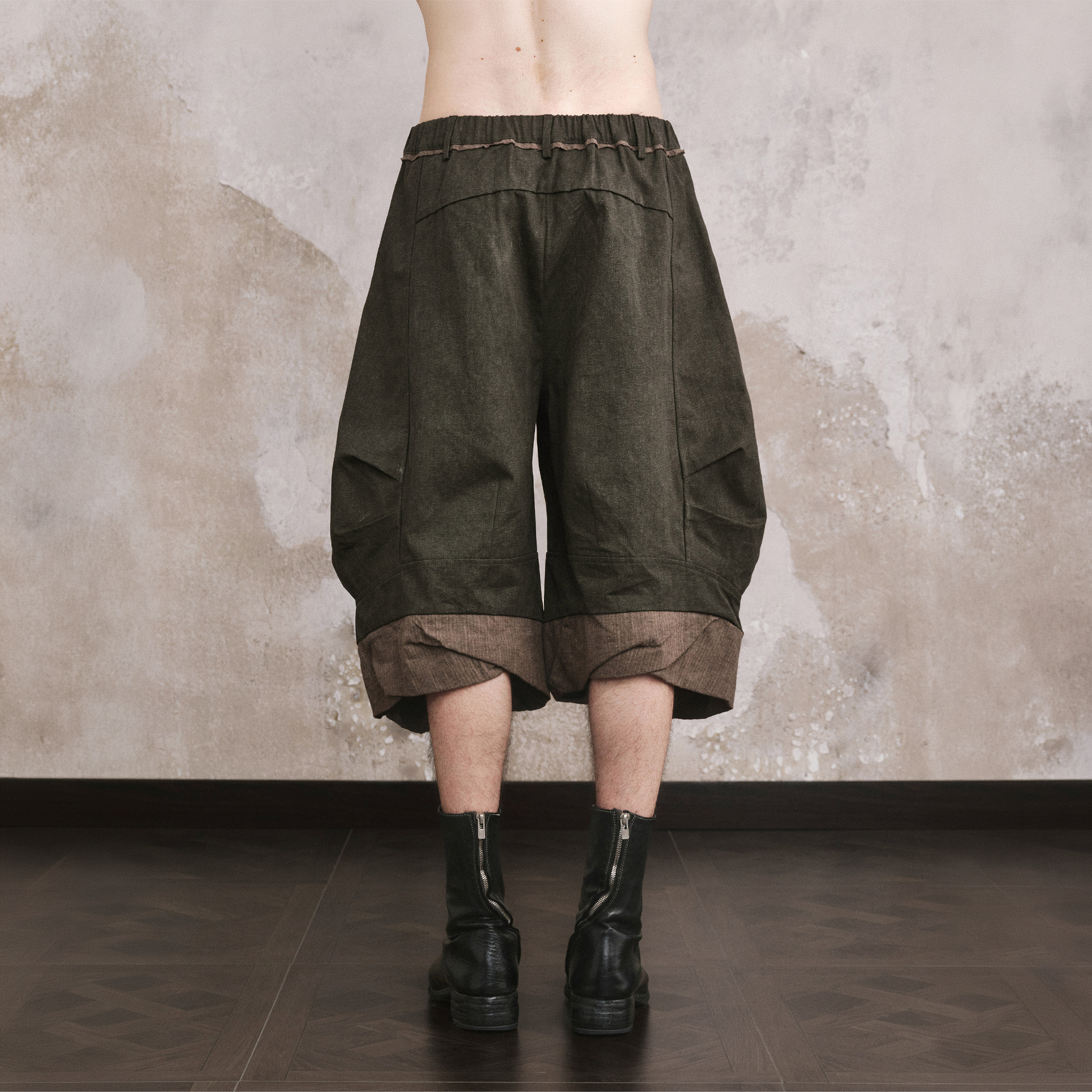 ILNya Nieternite Nifutur Crinkled Curved Cropped Pants Dark Green-Shorts-S (0) / 27-33"-Free Shipping Leatheretro